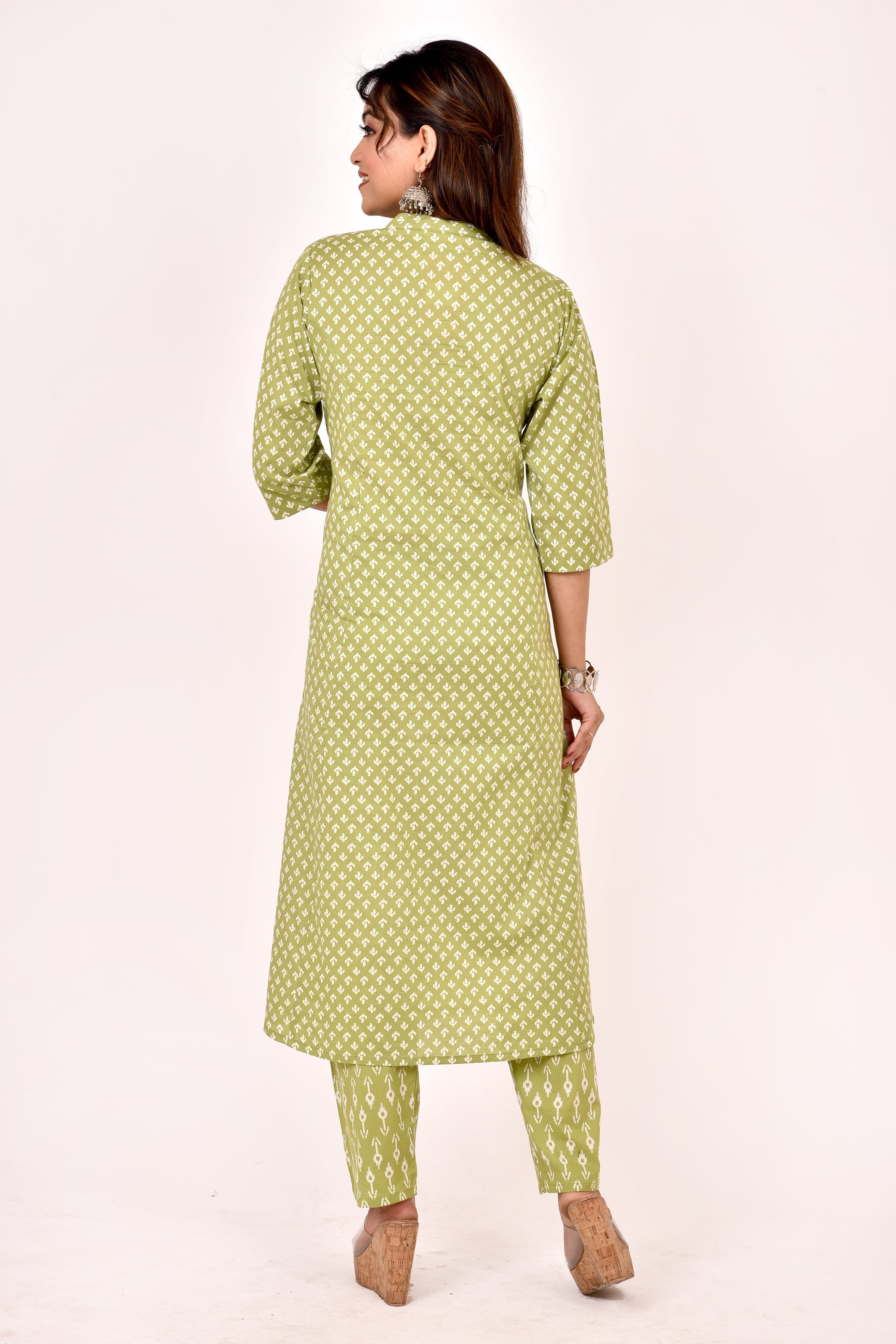 Light Green Floral Print A-Line Kurta With Pant