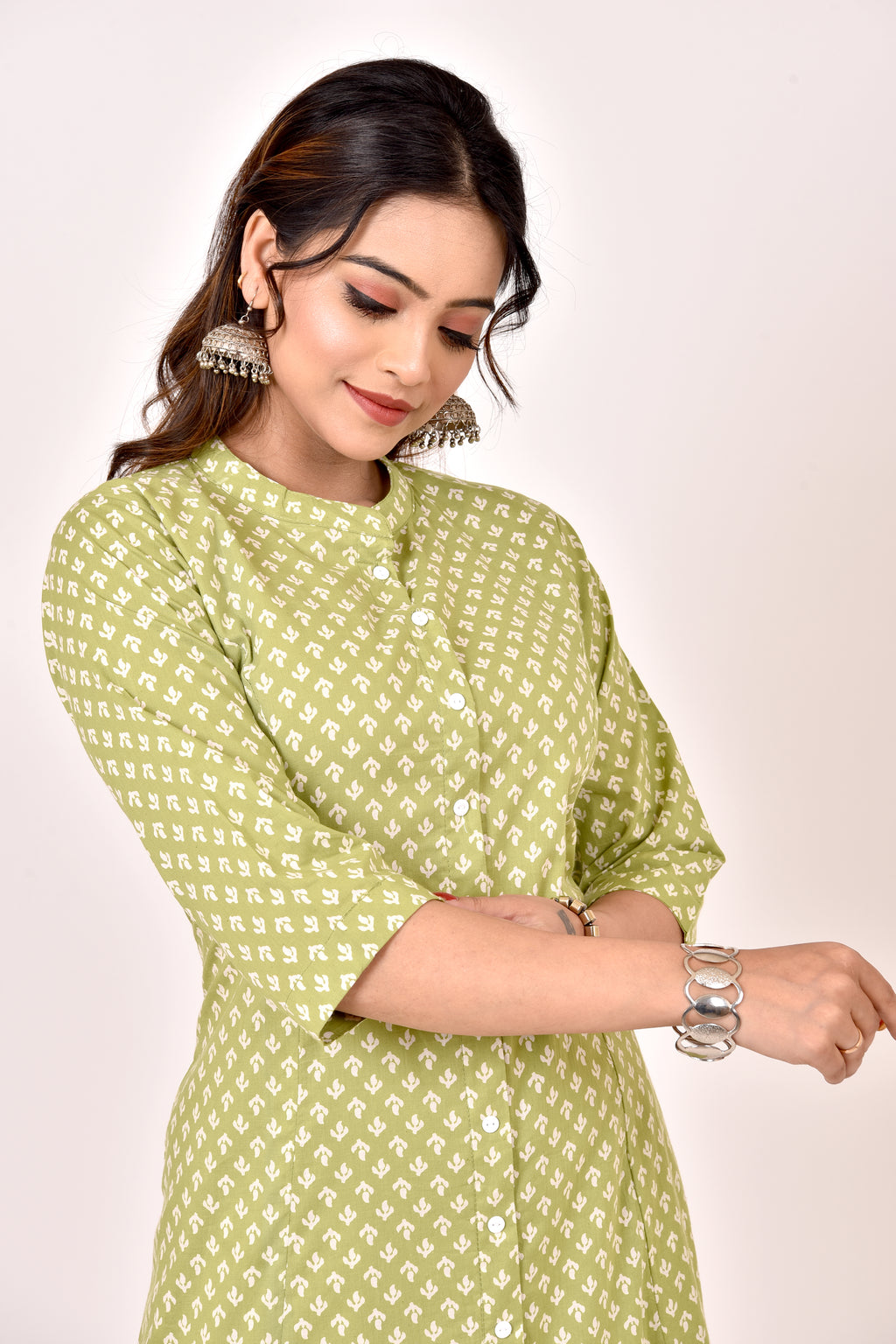 Light Green Floral Print A-Line Kurta With Pant