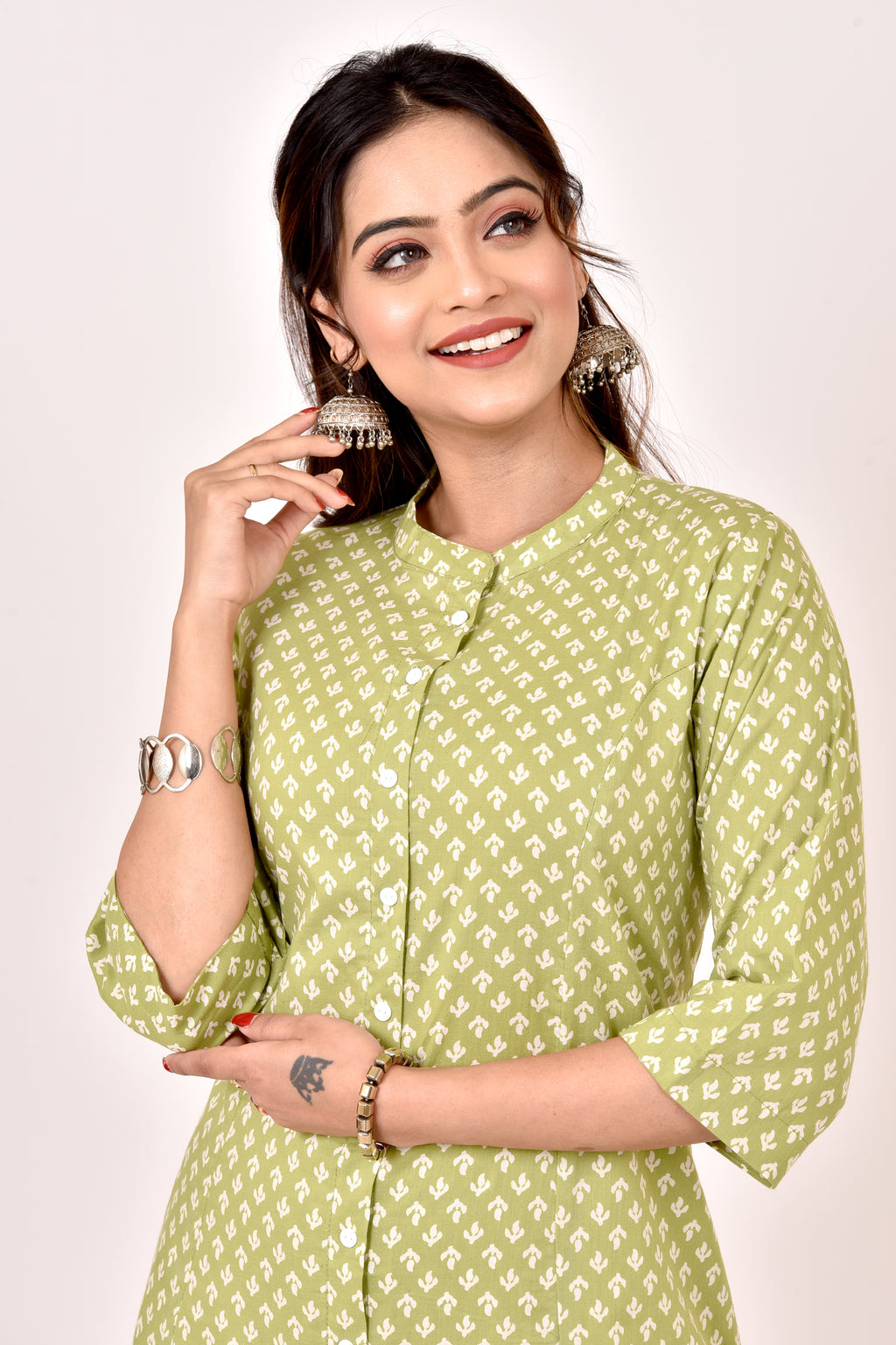 Light Green Floral Print A-Line Kurta With Pant