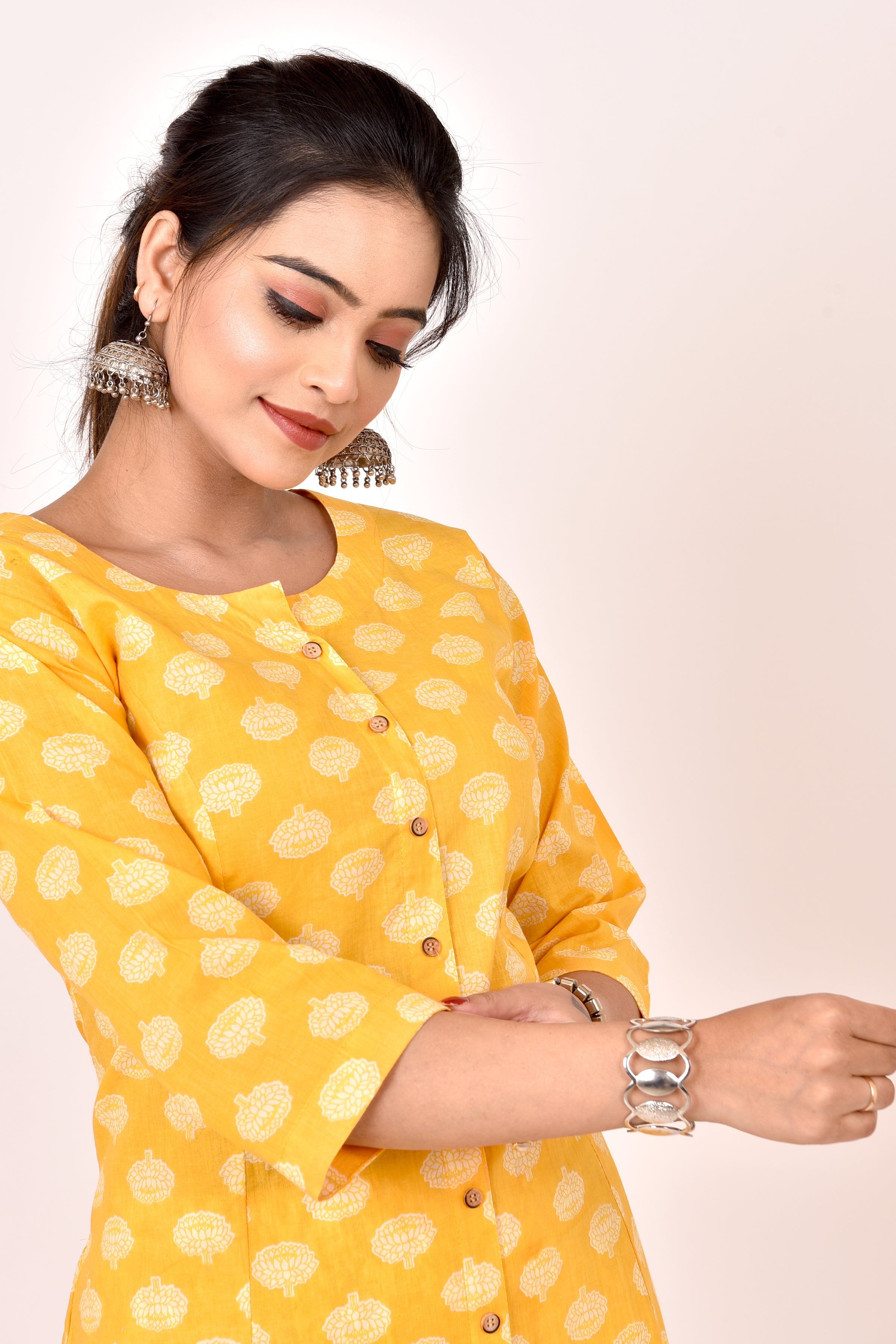 Yellow Floral Print A-Line Kurta With Pant
