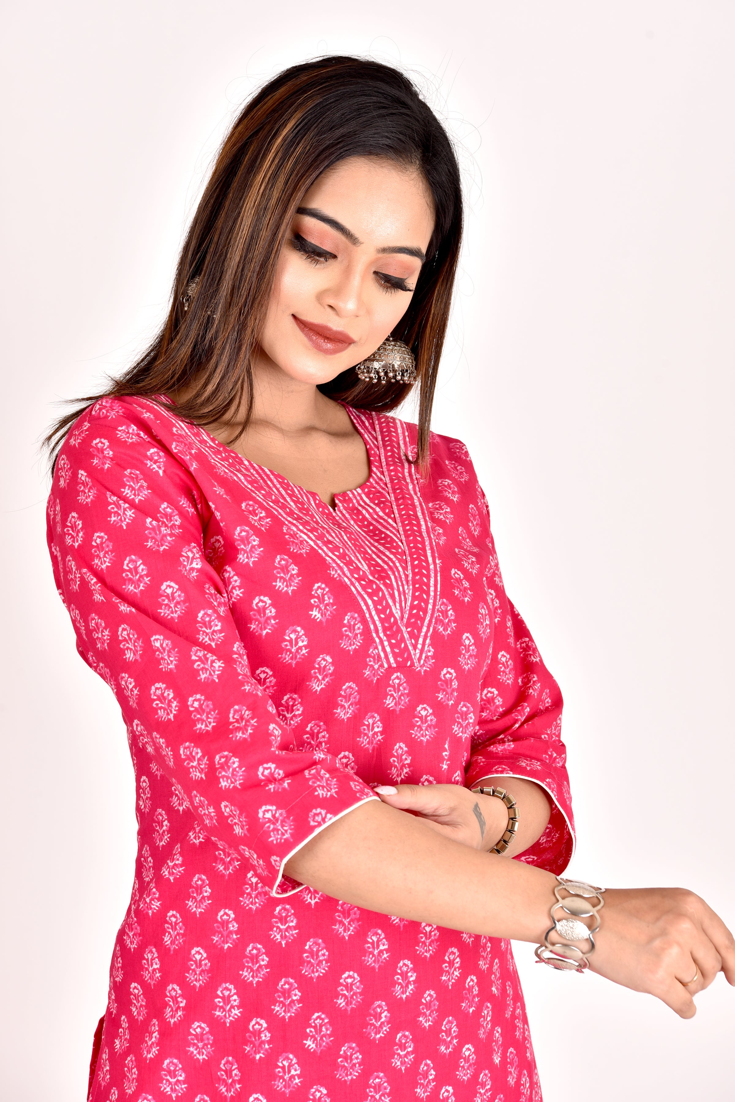 Magenta Pink Floral Print Kurta With Pant