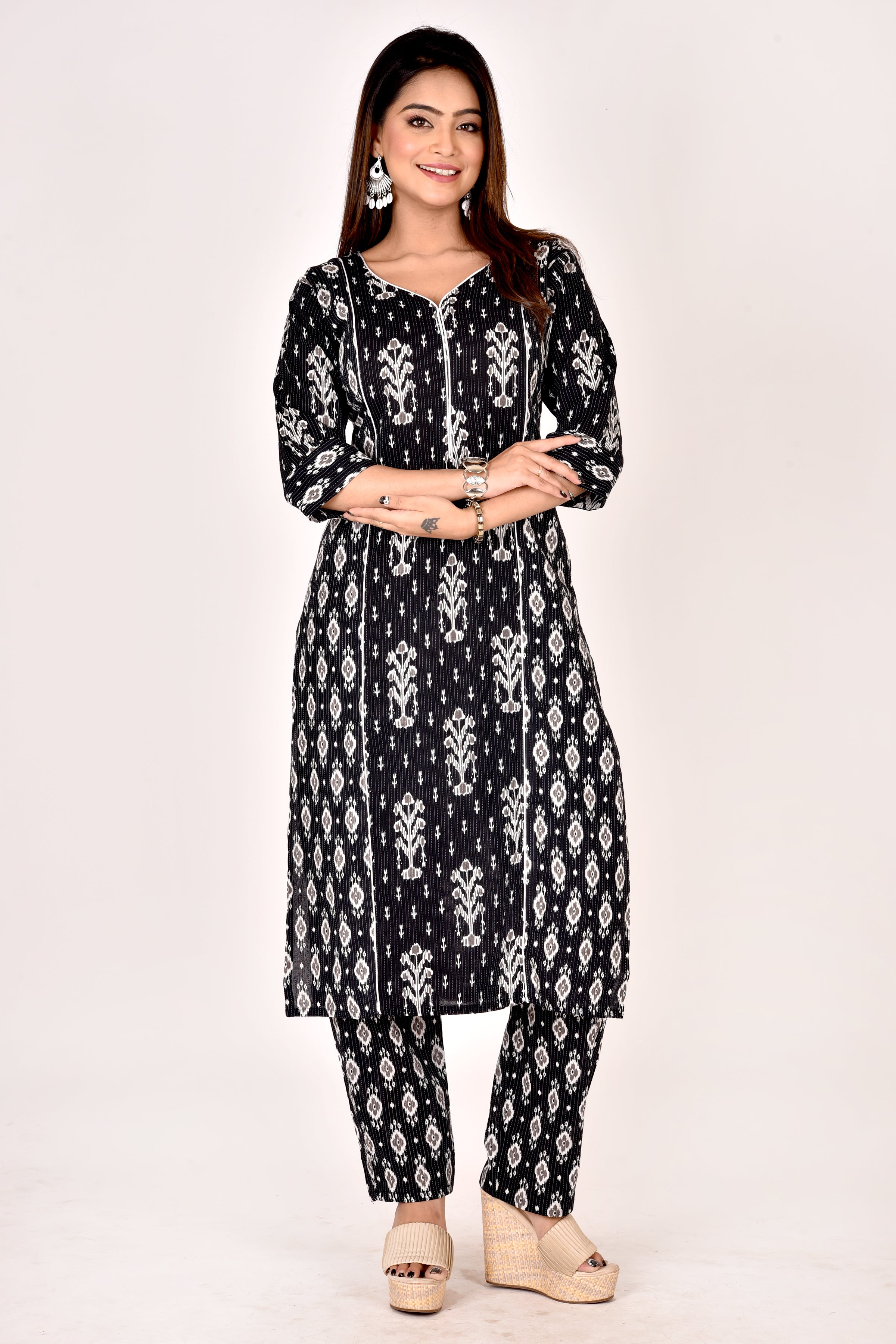 Black Mix & Match Floral Print Kurta With Pant