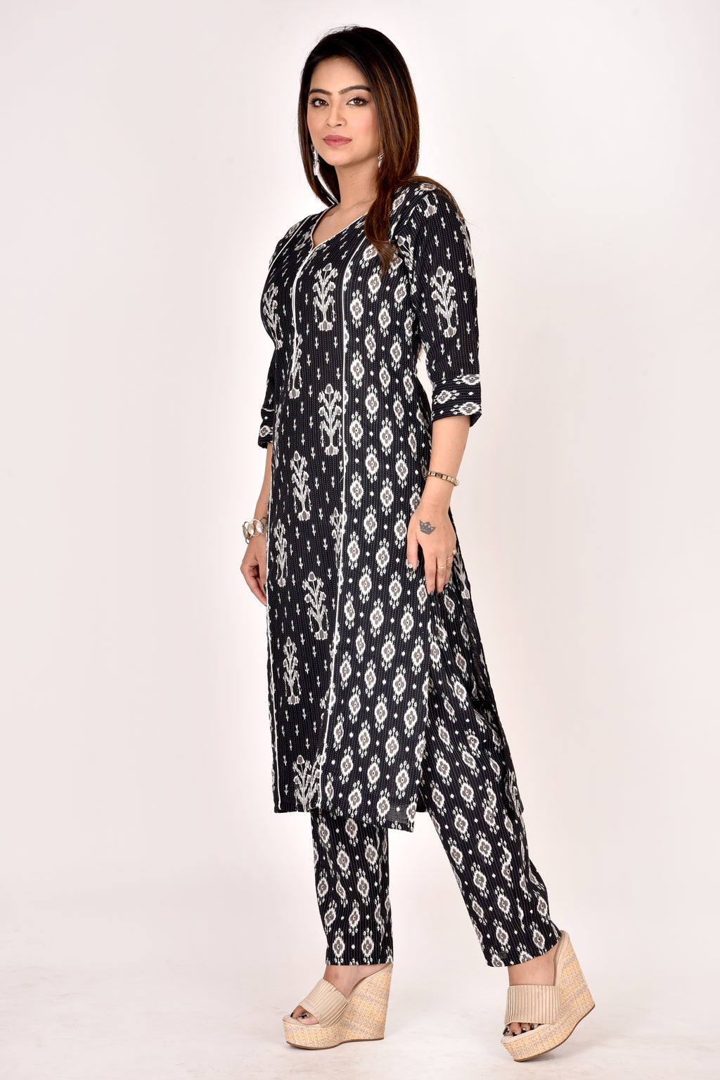 Black Mix & Match Floral Print Kurta With Pant
