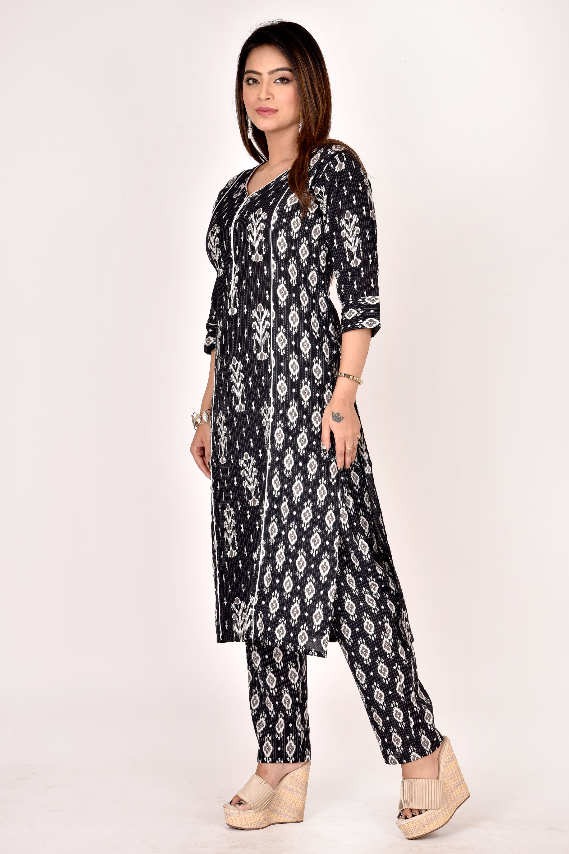 Black Mix & Match Floral Print Kurta With Pant