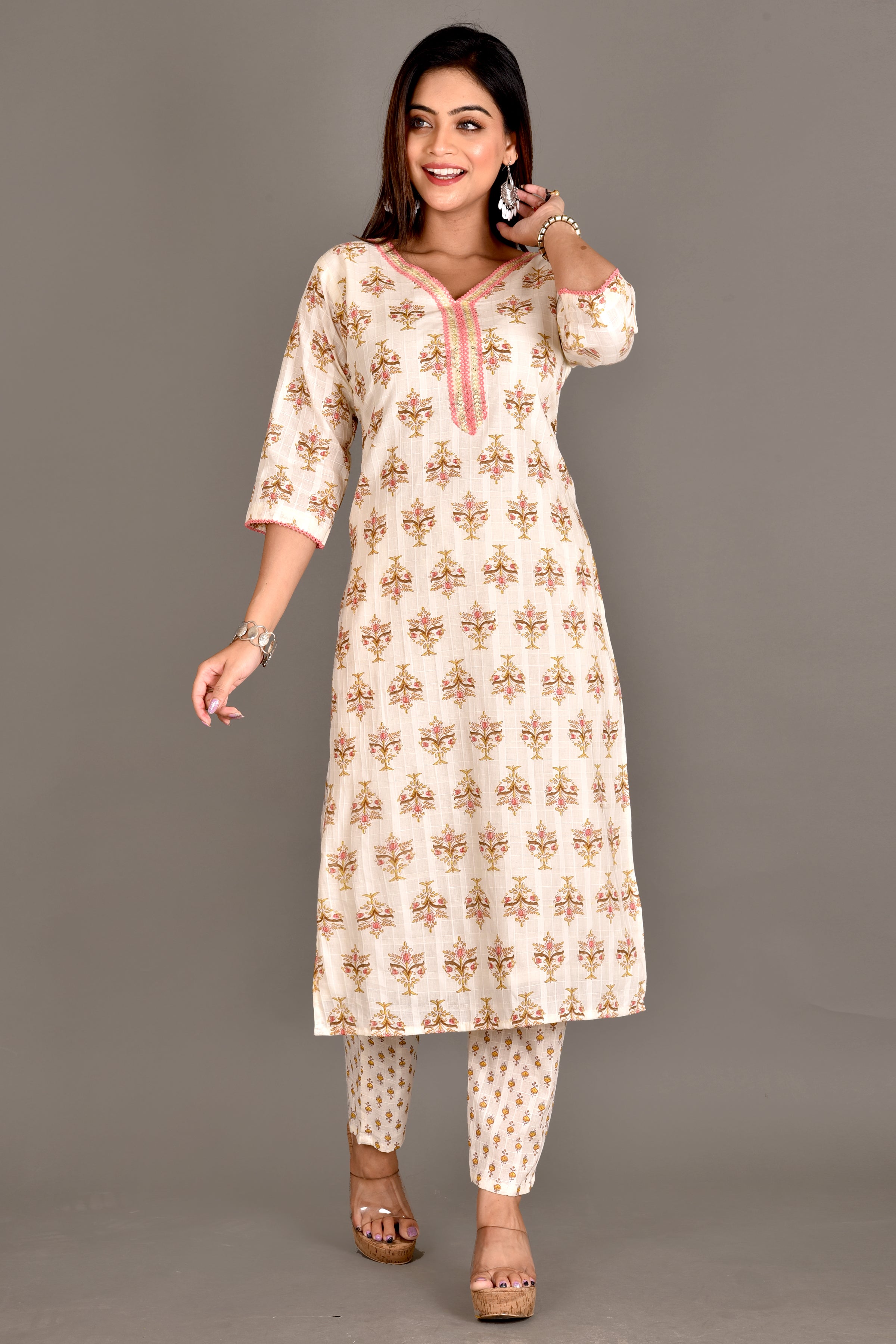 Off-White & Pink Floral Print Kurta With Pant