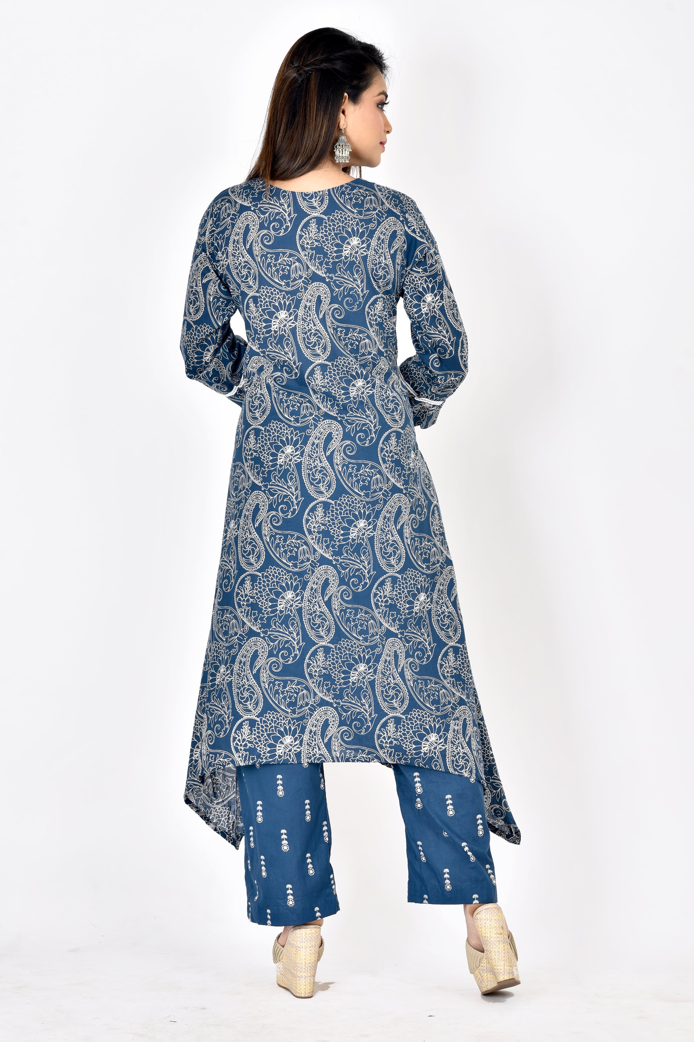 Navy Blue Paisley Print A-Line Kurta With Pant