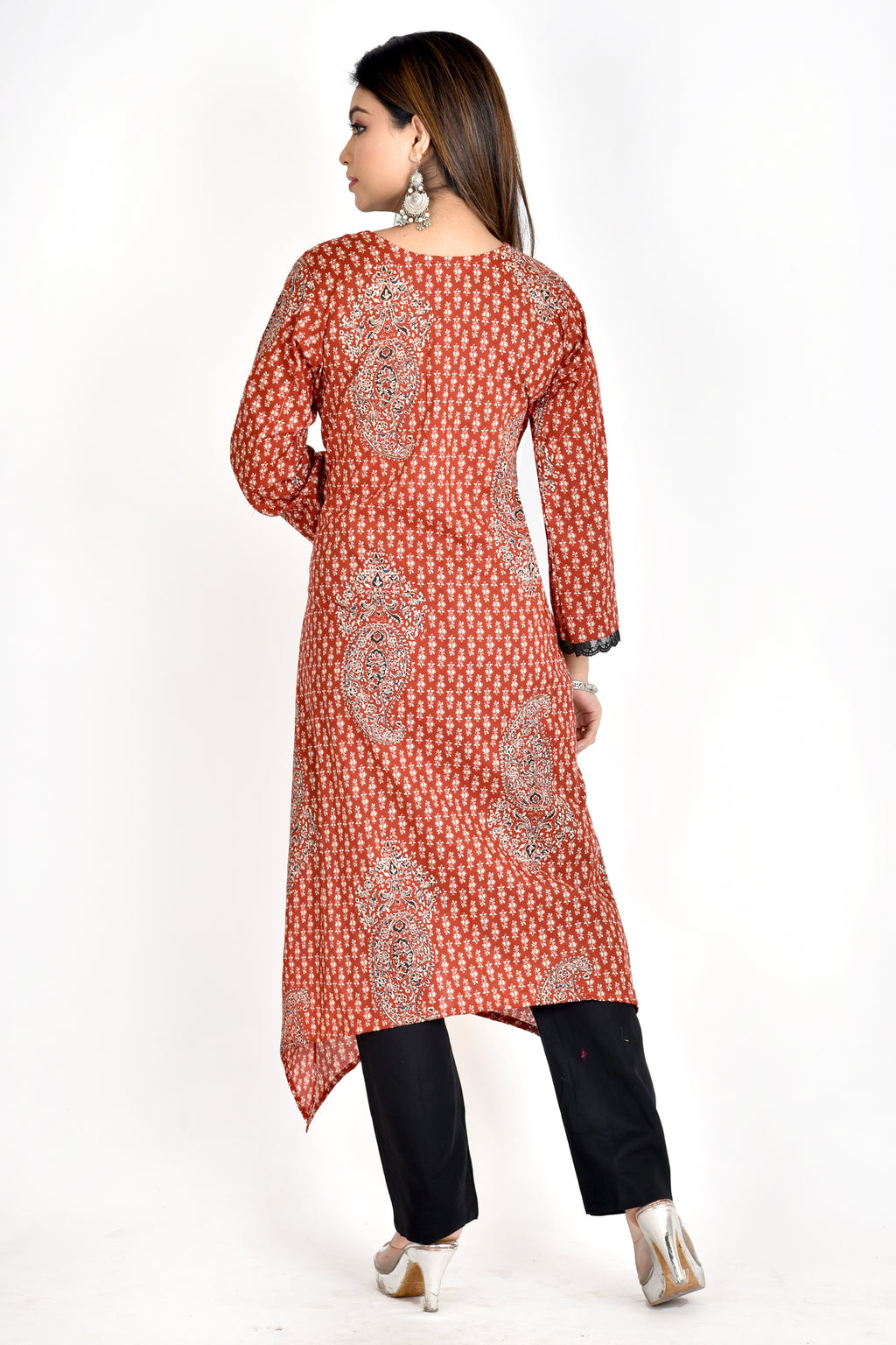 Maroon Paisley Print A-Line Kurta With Pant