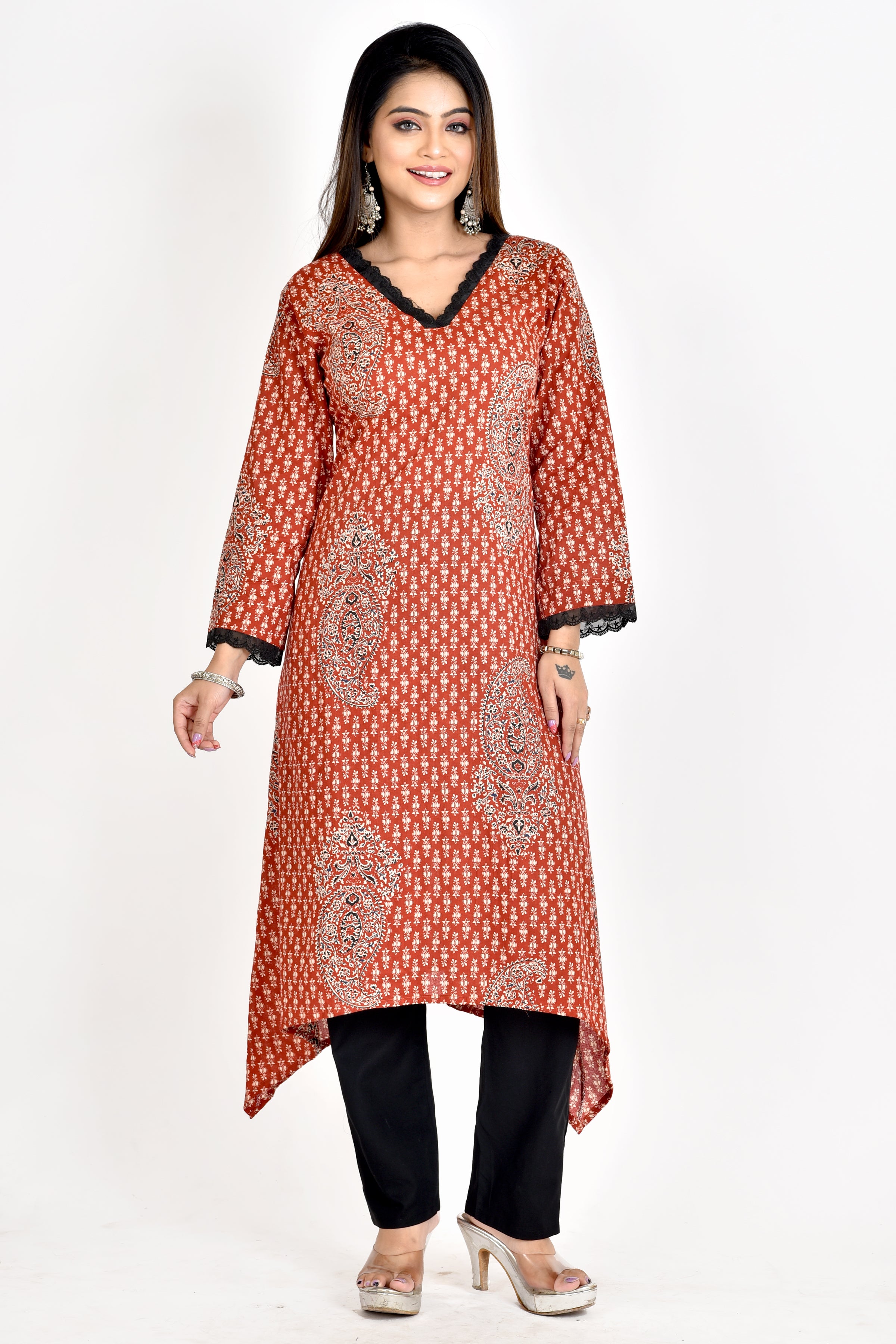 Maroon Paisley Print A-Line Kurta With Pant