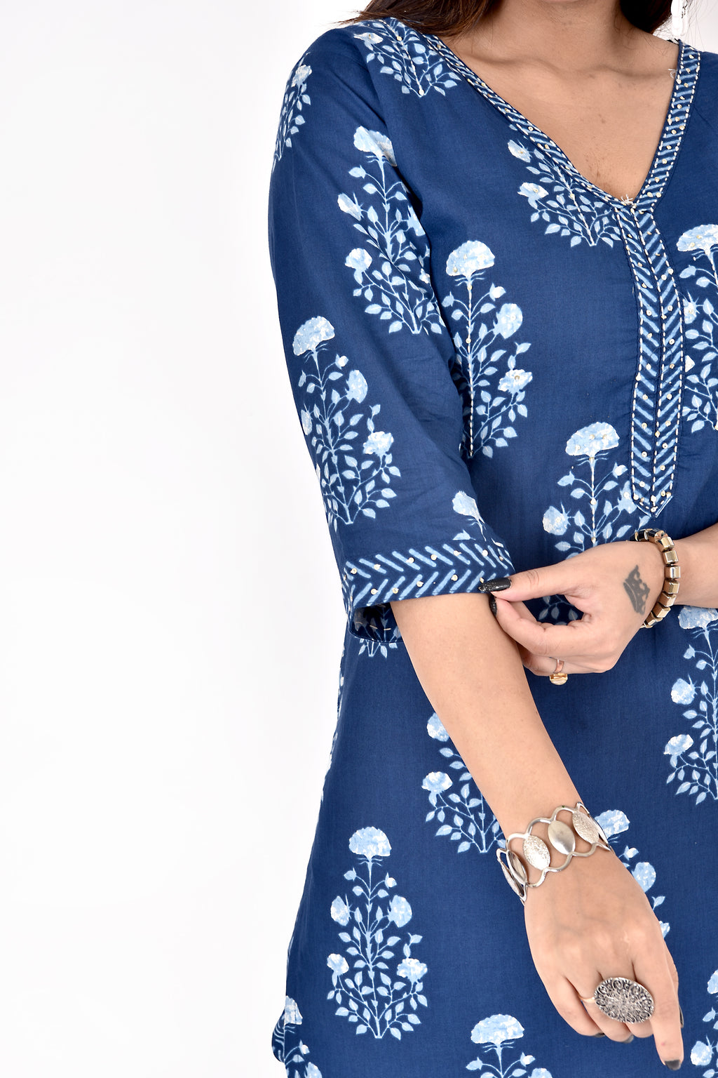 Navy Blue Floral Print Hand Embroidered Kurta With Pant