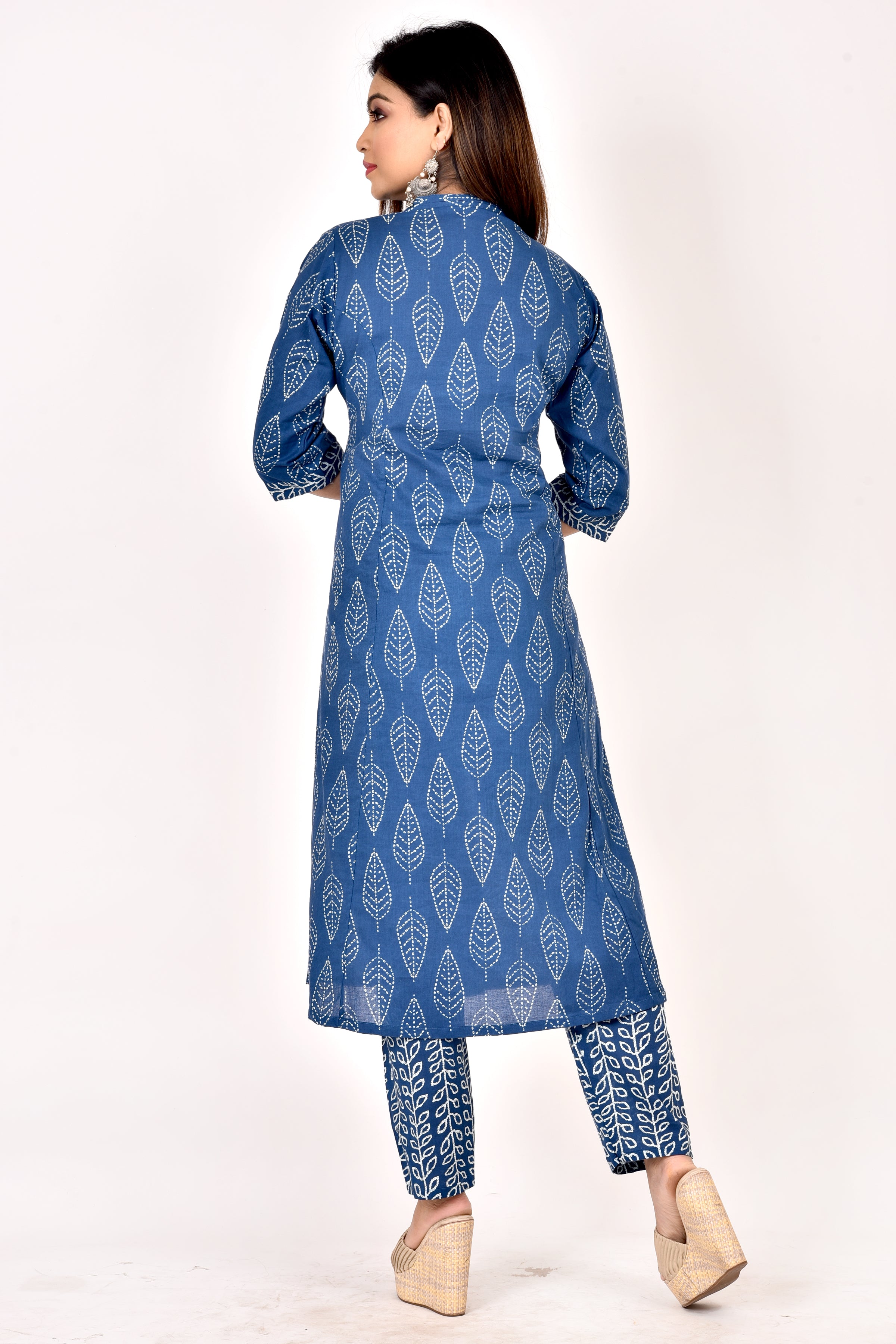 Navy Blue leaf Print A-Line Kurta With Pant