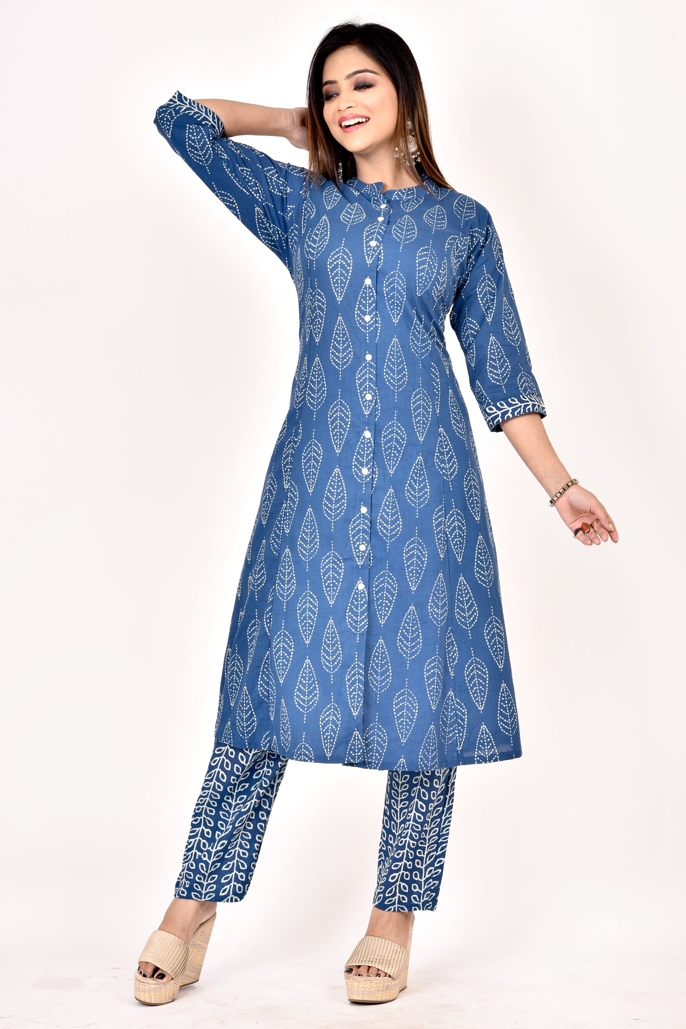 Navy Blue leaf Print A-Line Kurta With Pant