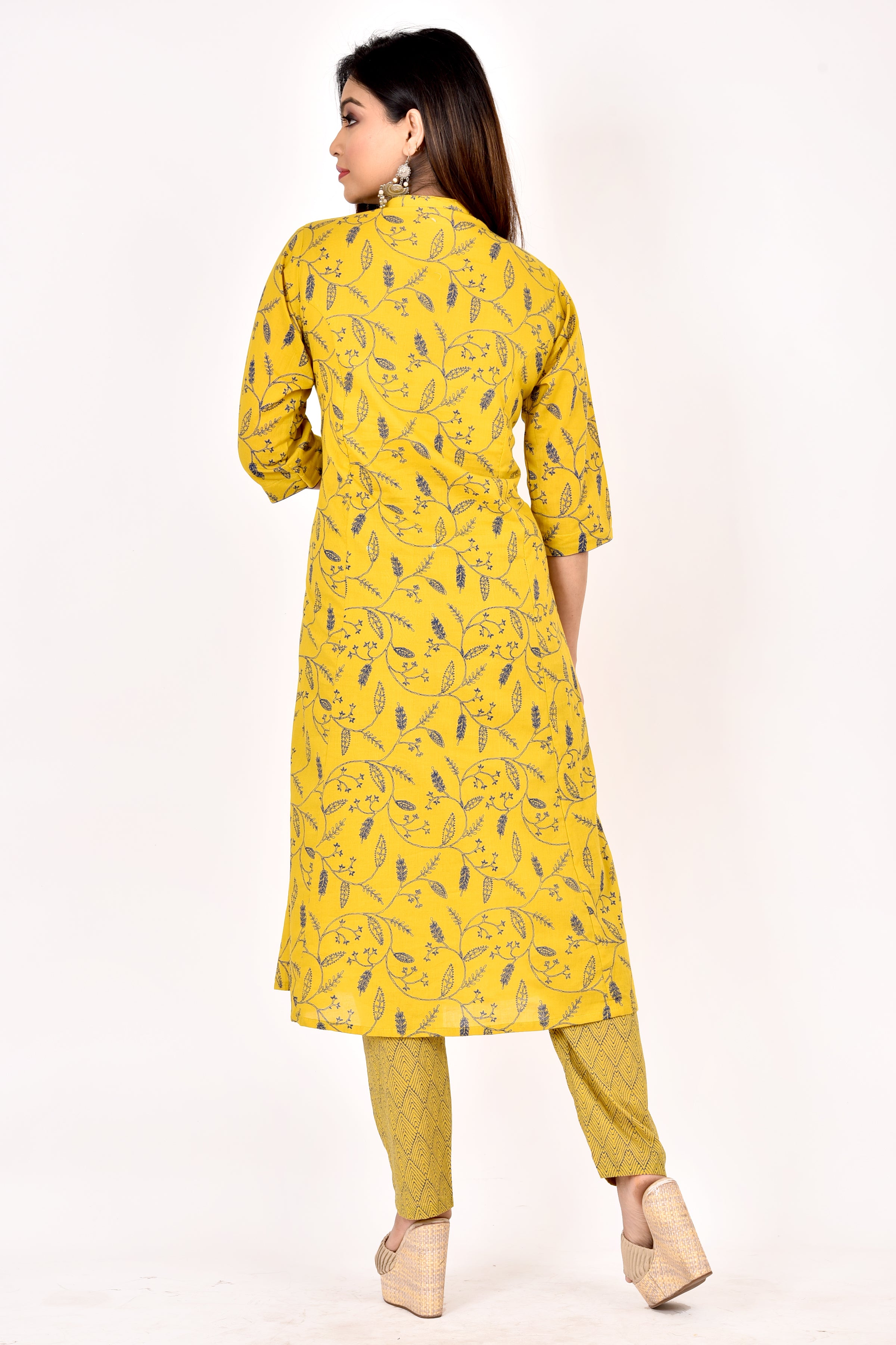 Yellow Floral Print A-Line Kurta With Pant