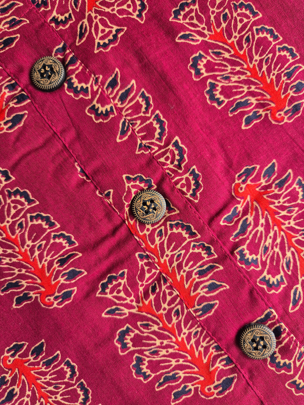 Maroon & Black Leaf Print Straight Kurta