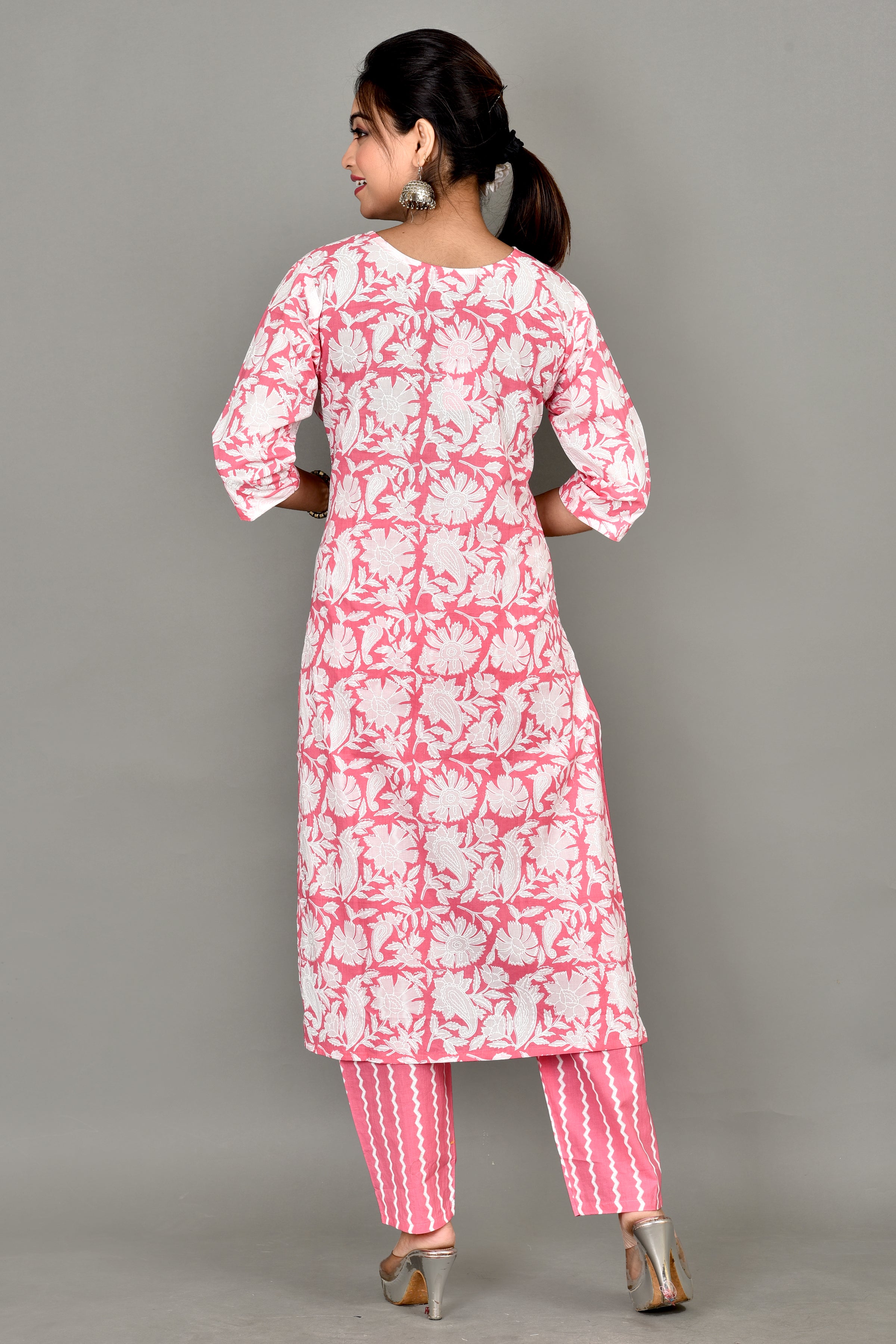 Pink Floral Print Embroidered Kurta With Pant