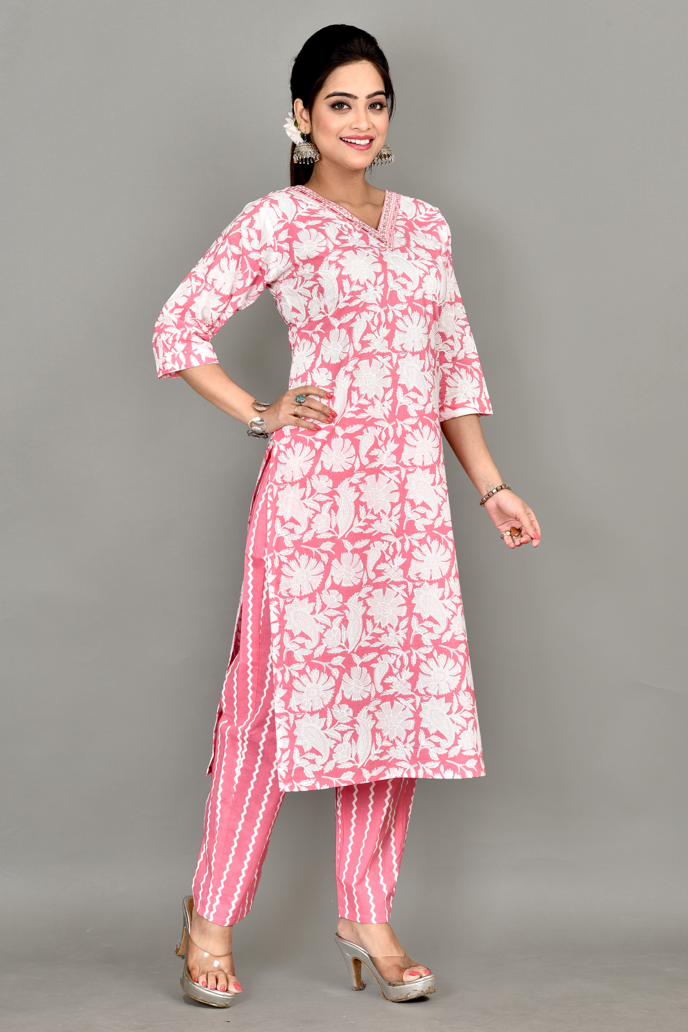 Pink Floral Print Embroidered Kurta With Pant