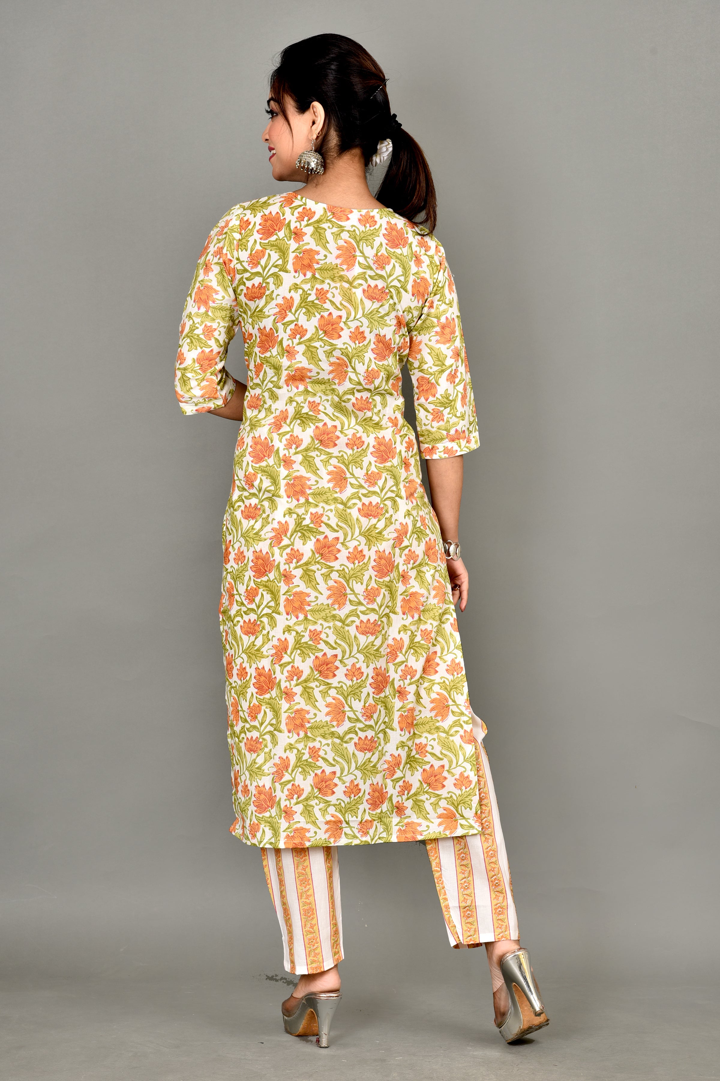 Off-White & Green Floral Print Embroidered Kurta With Pant