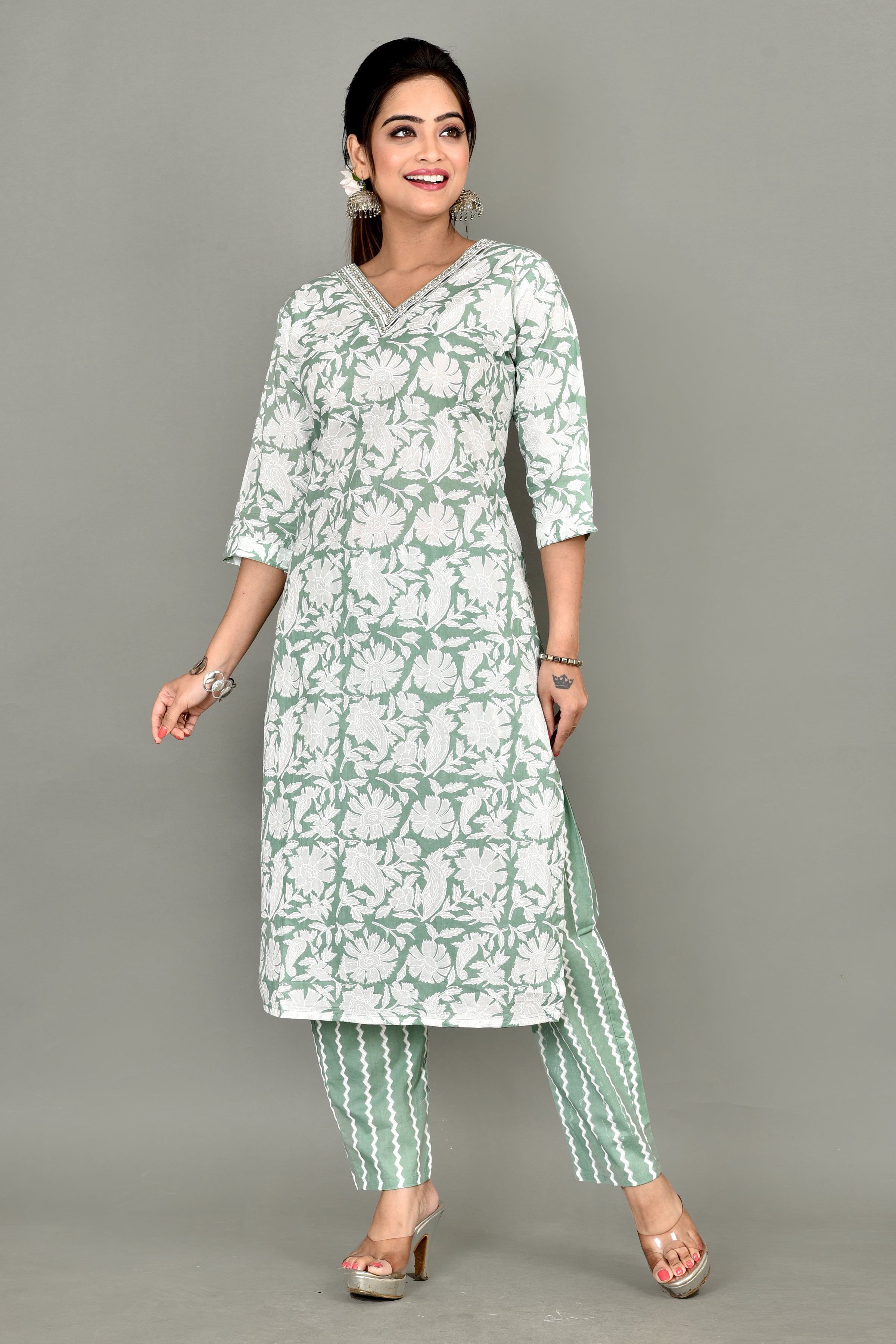 Light Green Floral Print Embroidered Kurta With Pant