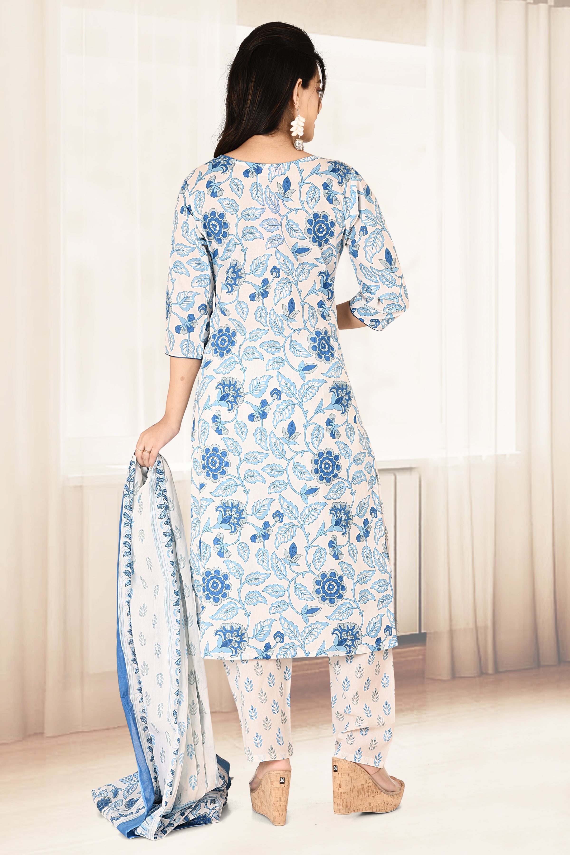 Blue & White Floral Print Kurta With Pant & Dupatta