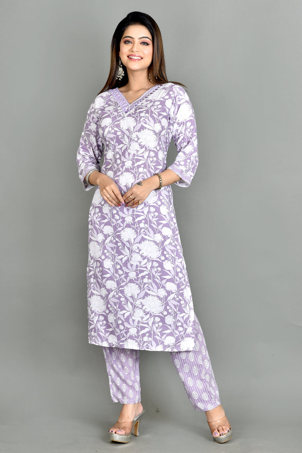 Lavender Floral Embroidered Kurta With Pant