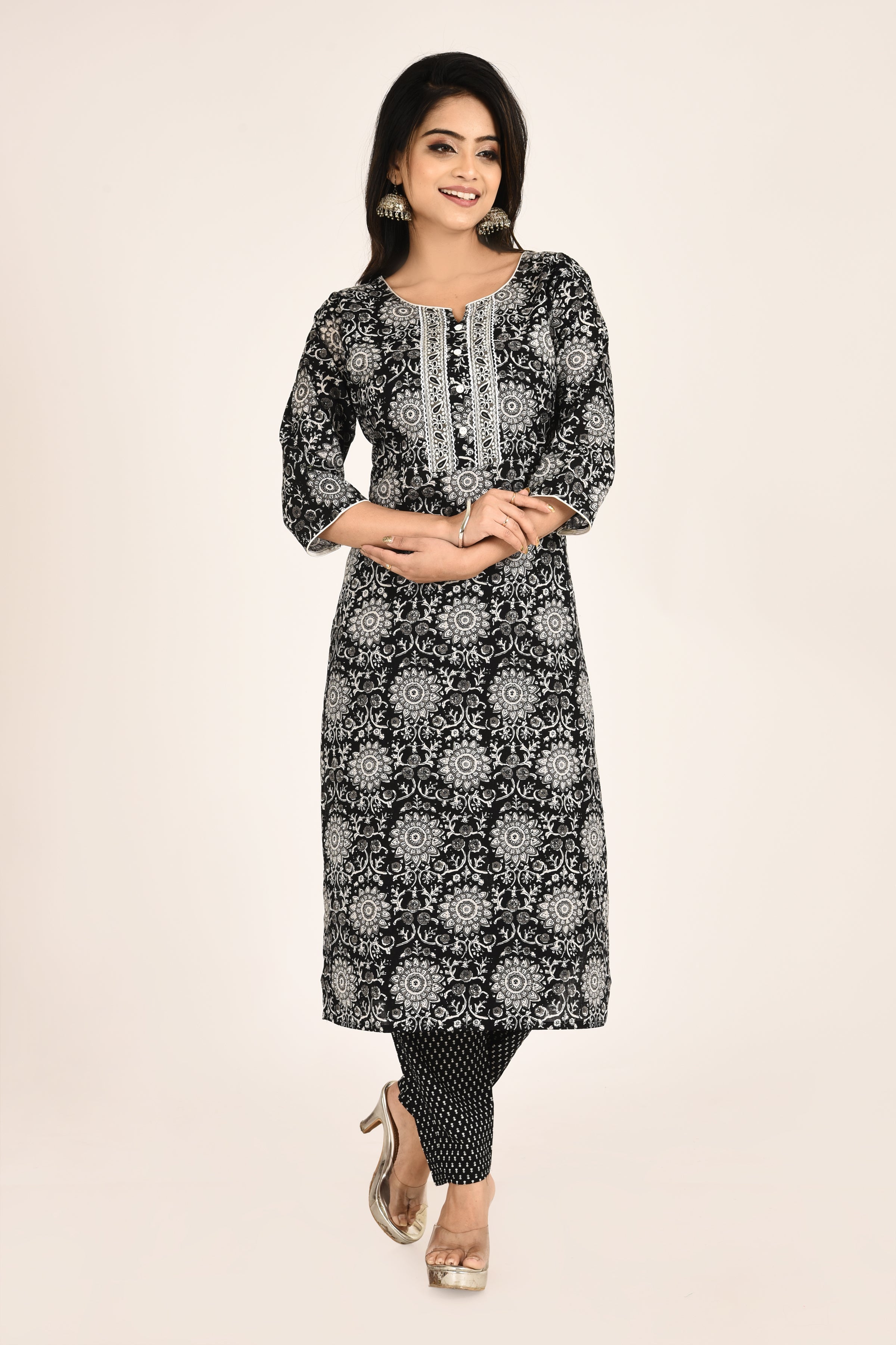 Black Floral Mandala Print Kurta With Pant