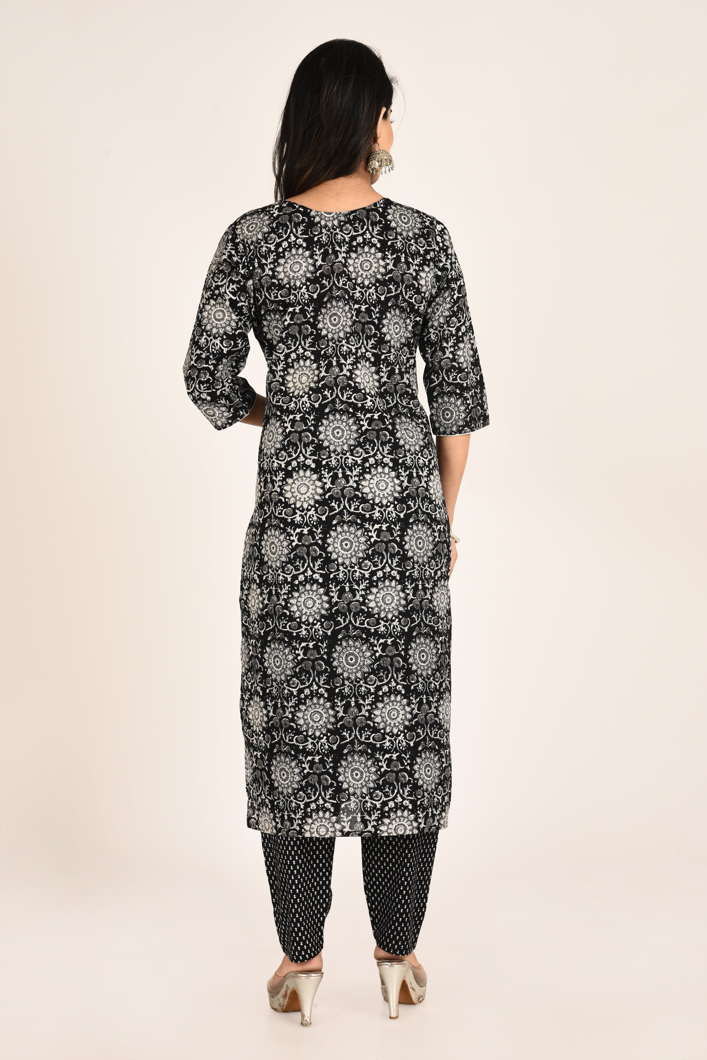 Black Floral Mandala Print Kurta With Pant
