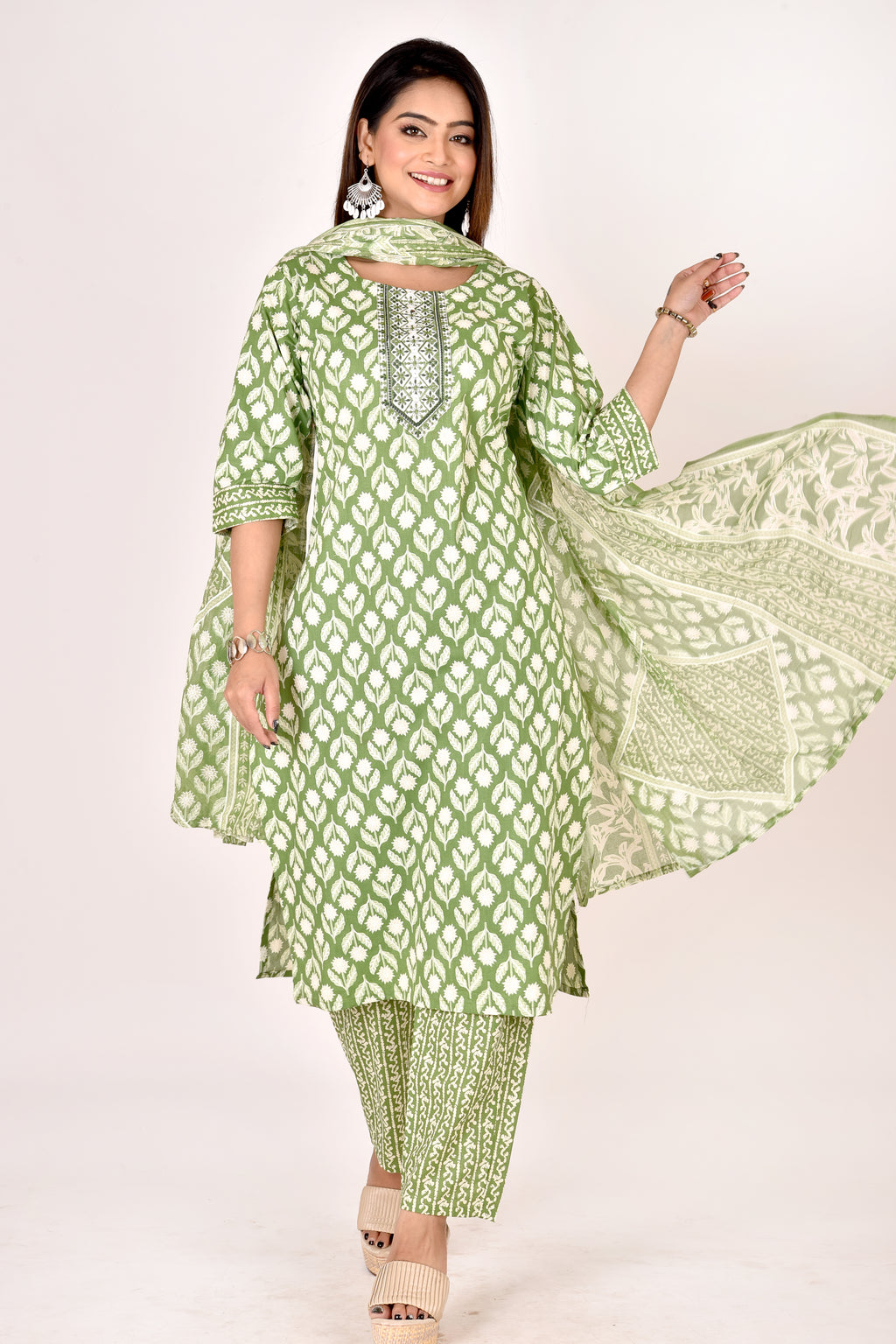 Green Embroidered Kurta With Pant & Dupatta