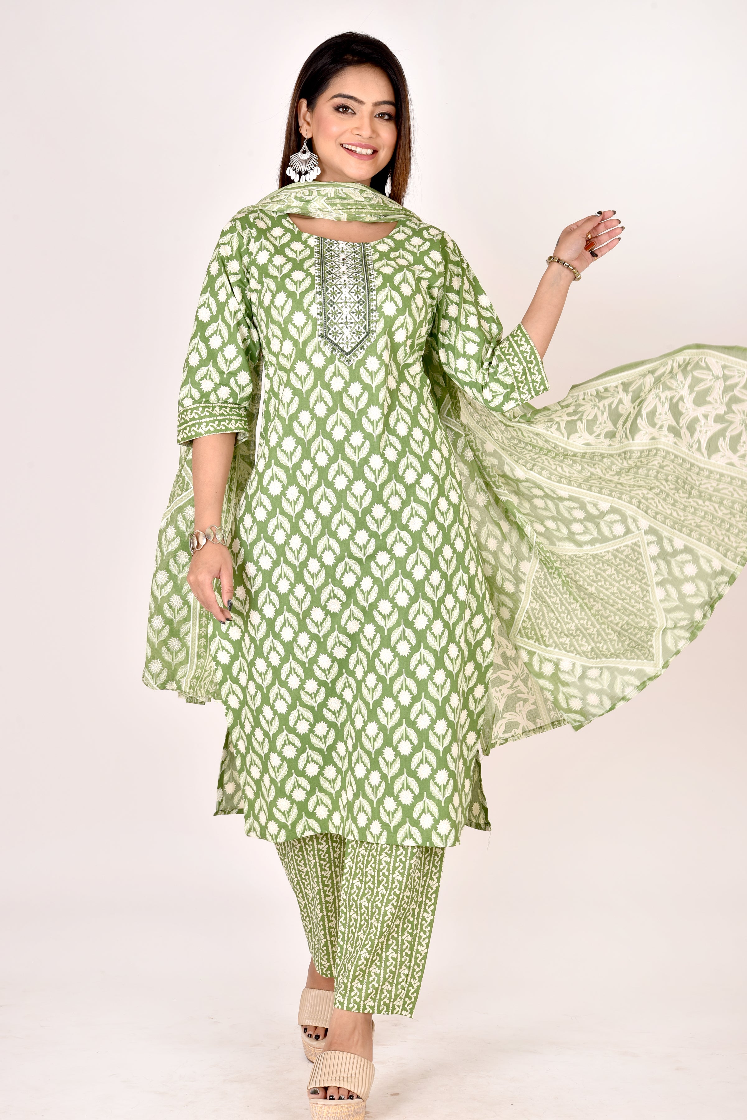 Green Embroidered Kurta With Pant & Dupatta