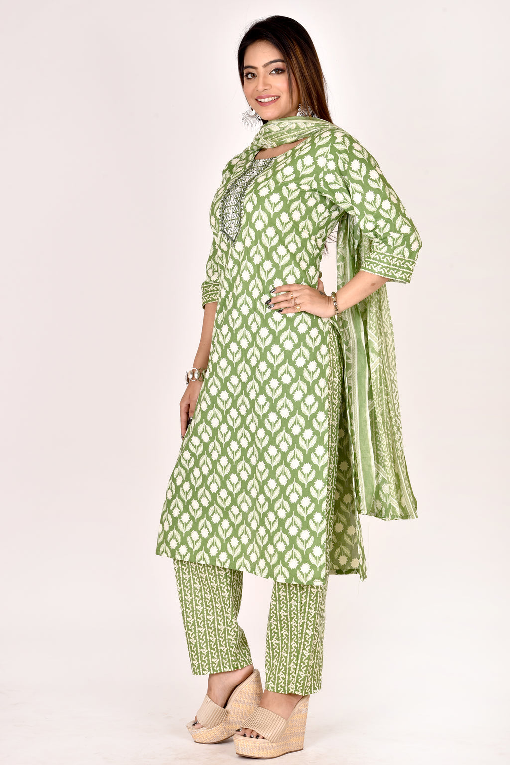 Green Embroidered Kurta With Pant & Dupatta