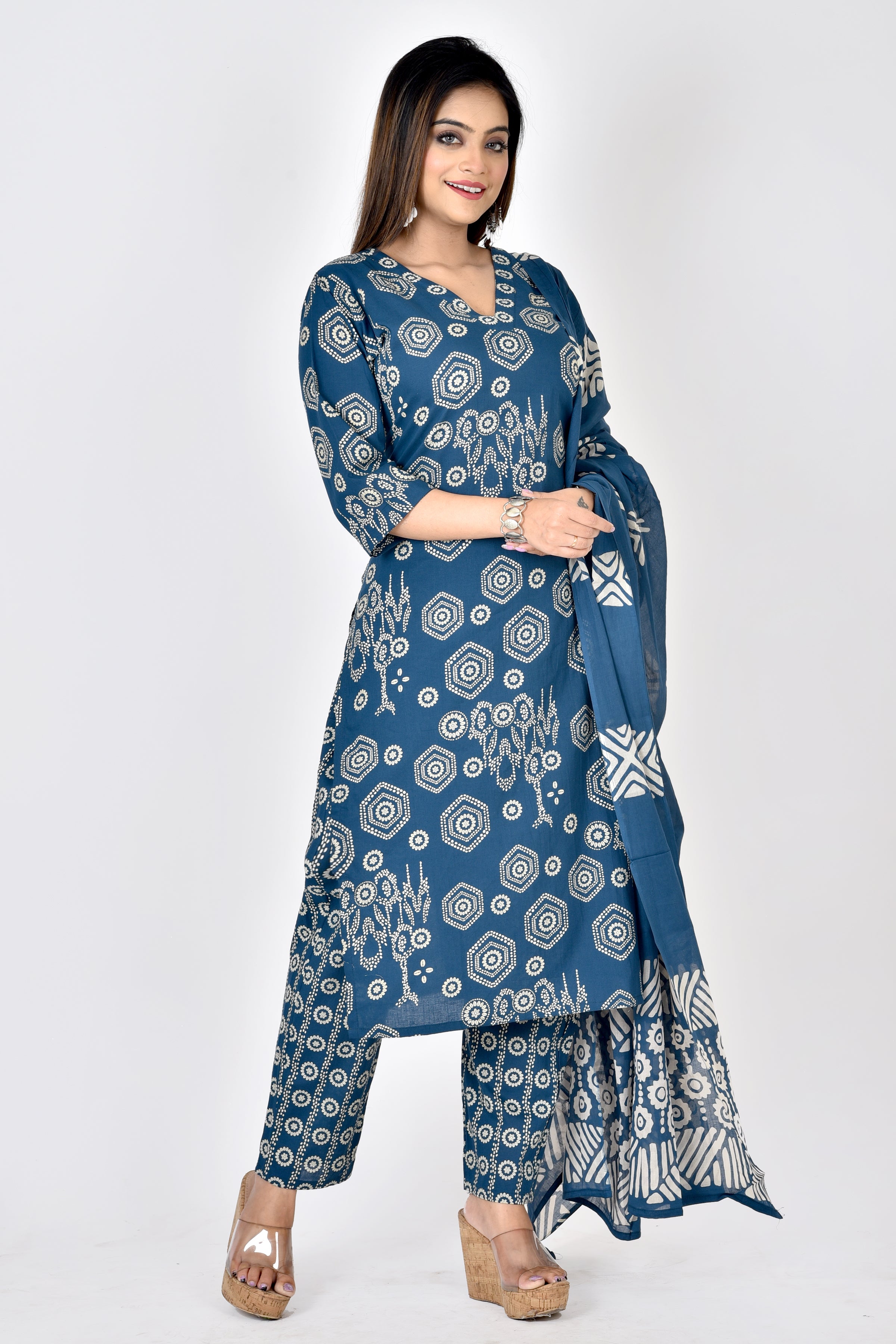 Teal Blue Geometric Print V- Neck Kurta With Pant & Dupatta