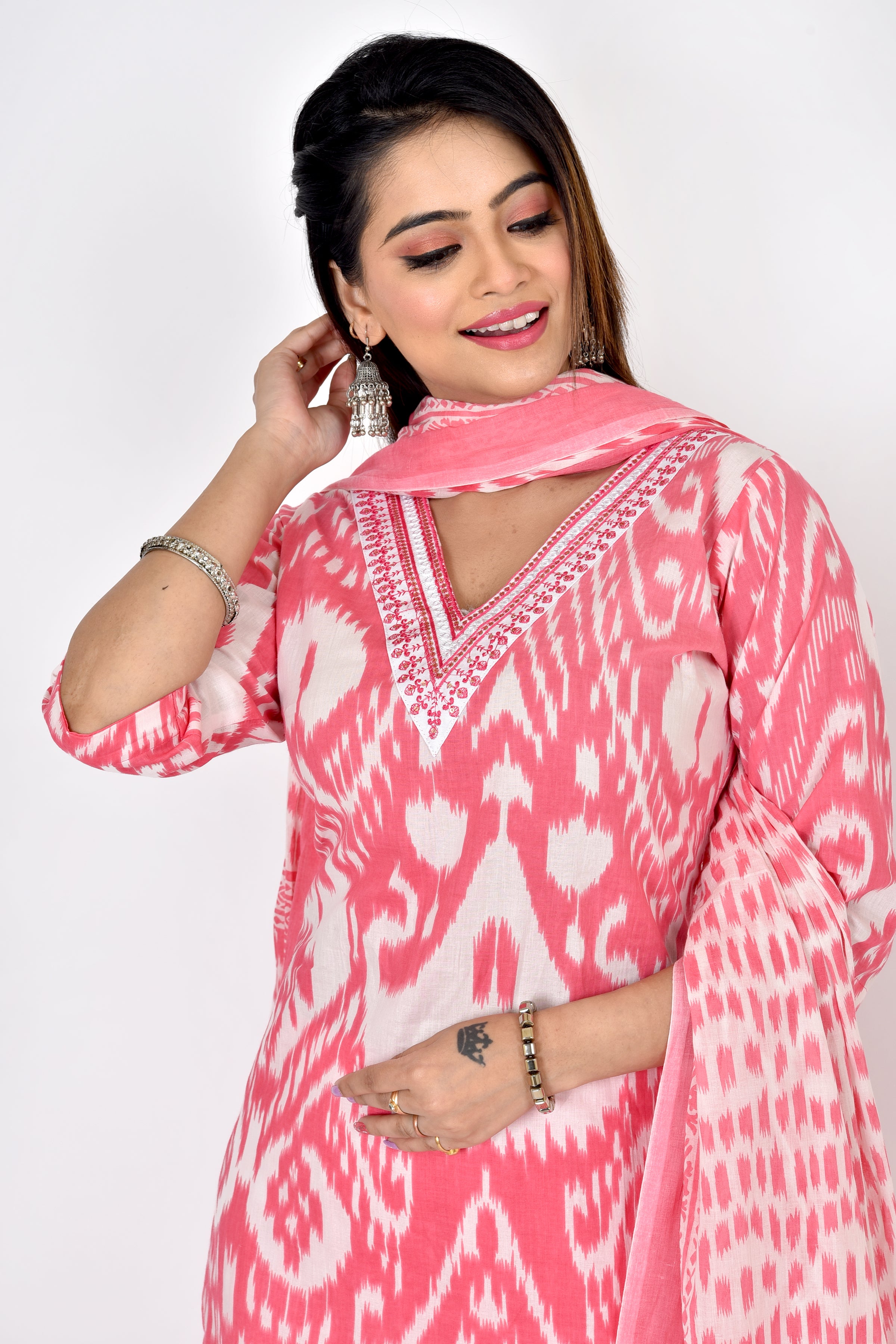 Pink Embroidered Kurta With Pant & Dupatta