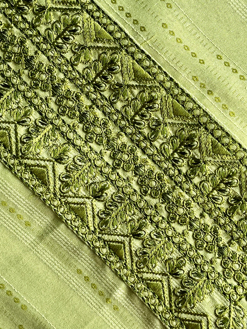 Lime Green Geometric Embroidered Straight Kurta