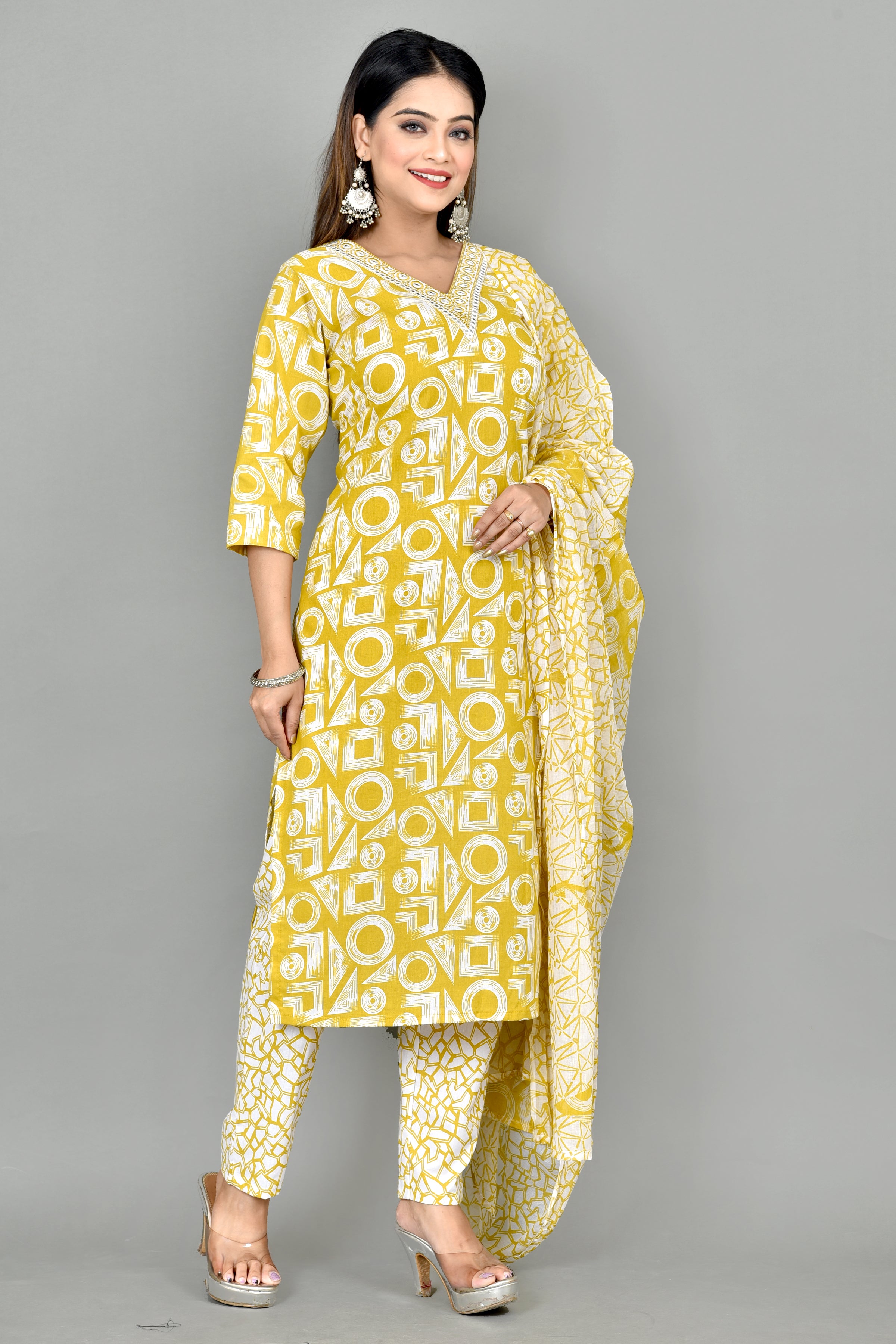 Yellow Geometric Print Embroidered Kurta With Pant & Dupatta