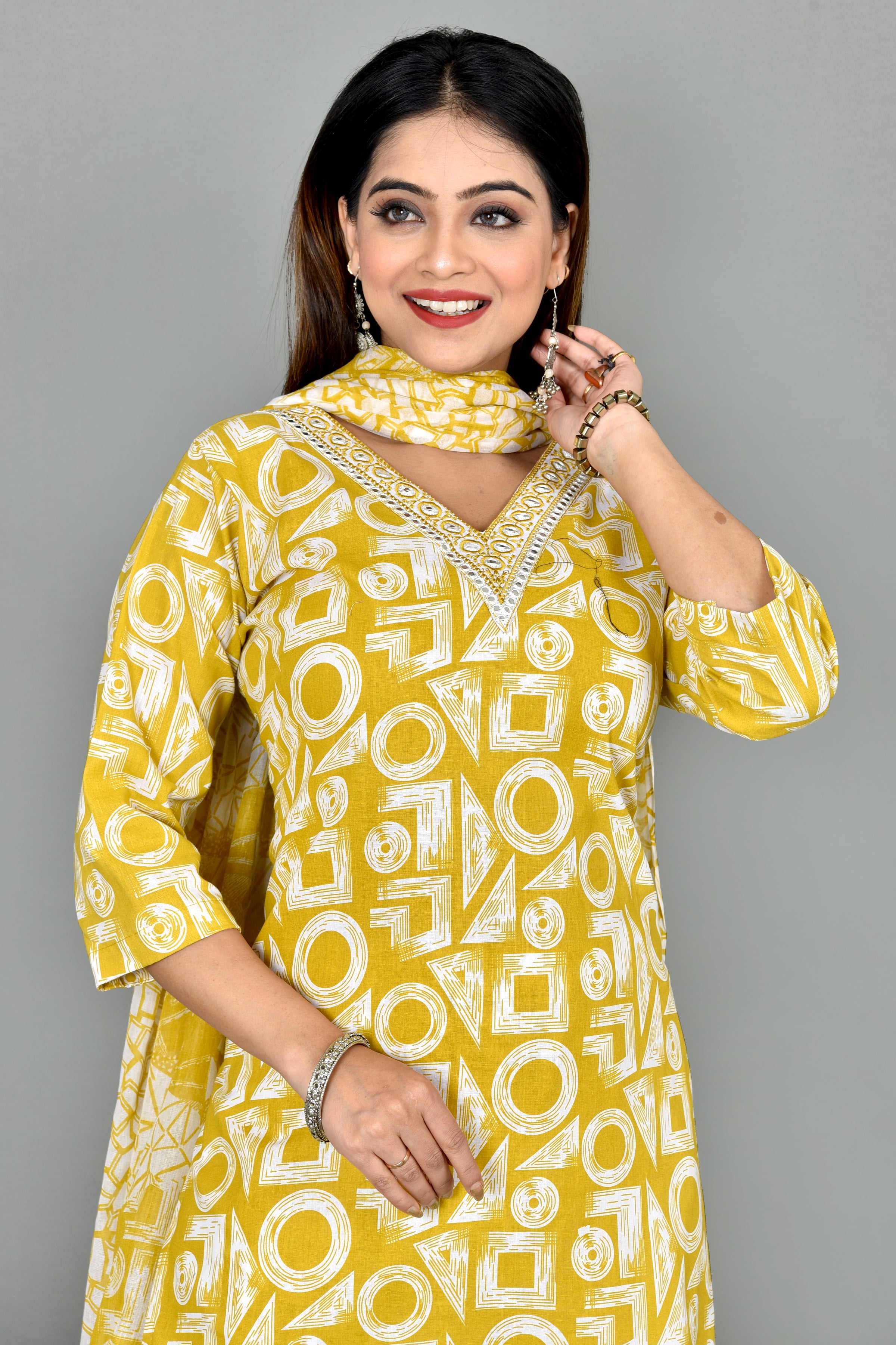 Yellow Geometric Print Embroidered Kurta With Pant & Dupatta