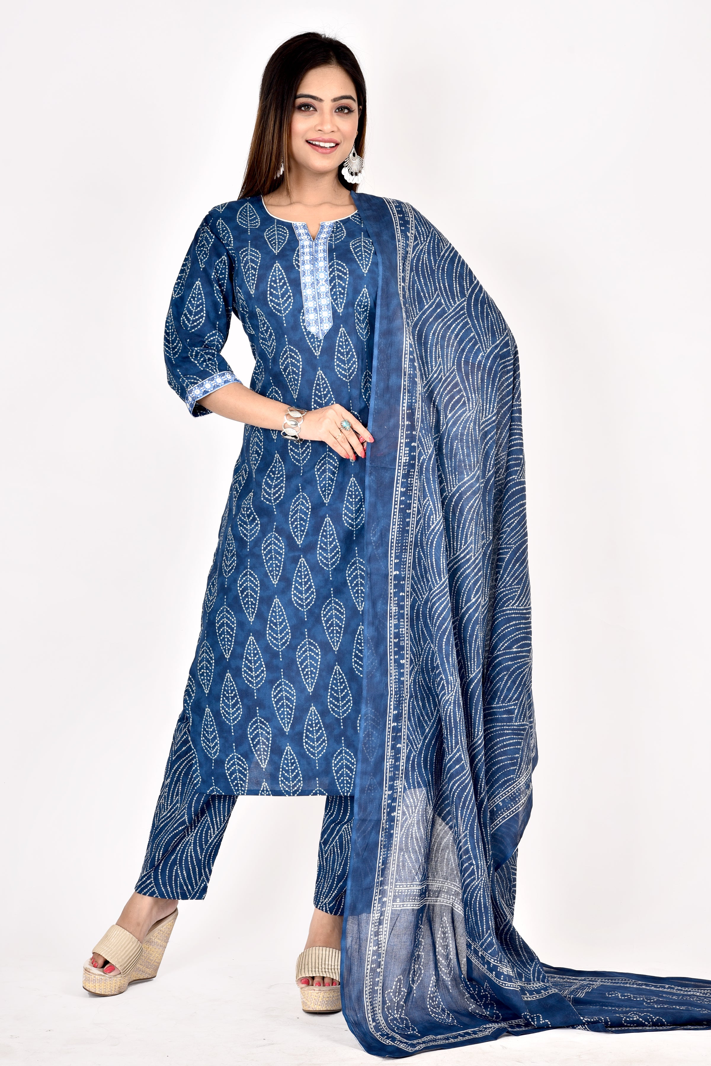 Blue Floral Embroidered Kurta With Pant With Dupatta