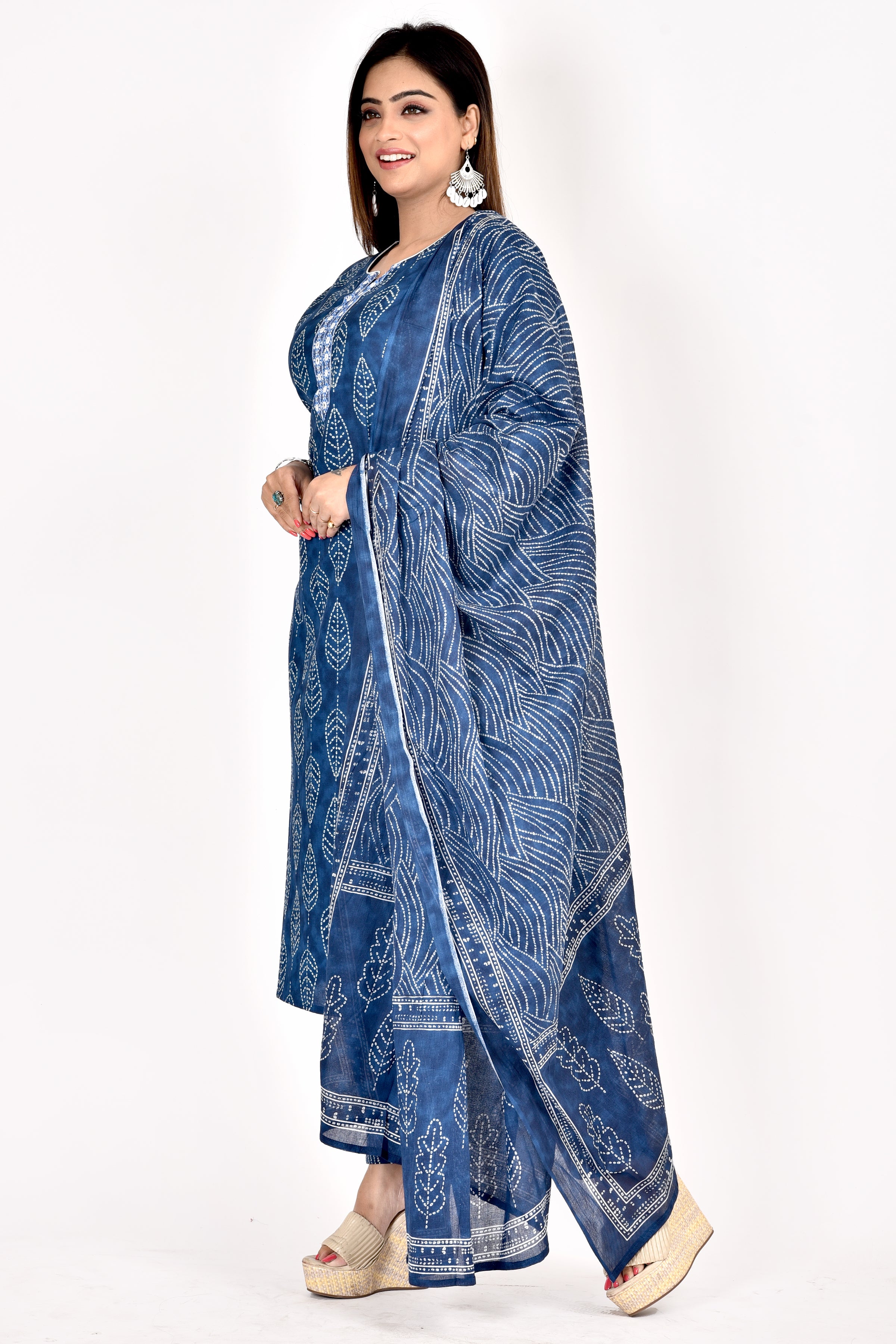 Blue Floral Embroidered Kurta With Pant With Dupatta