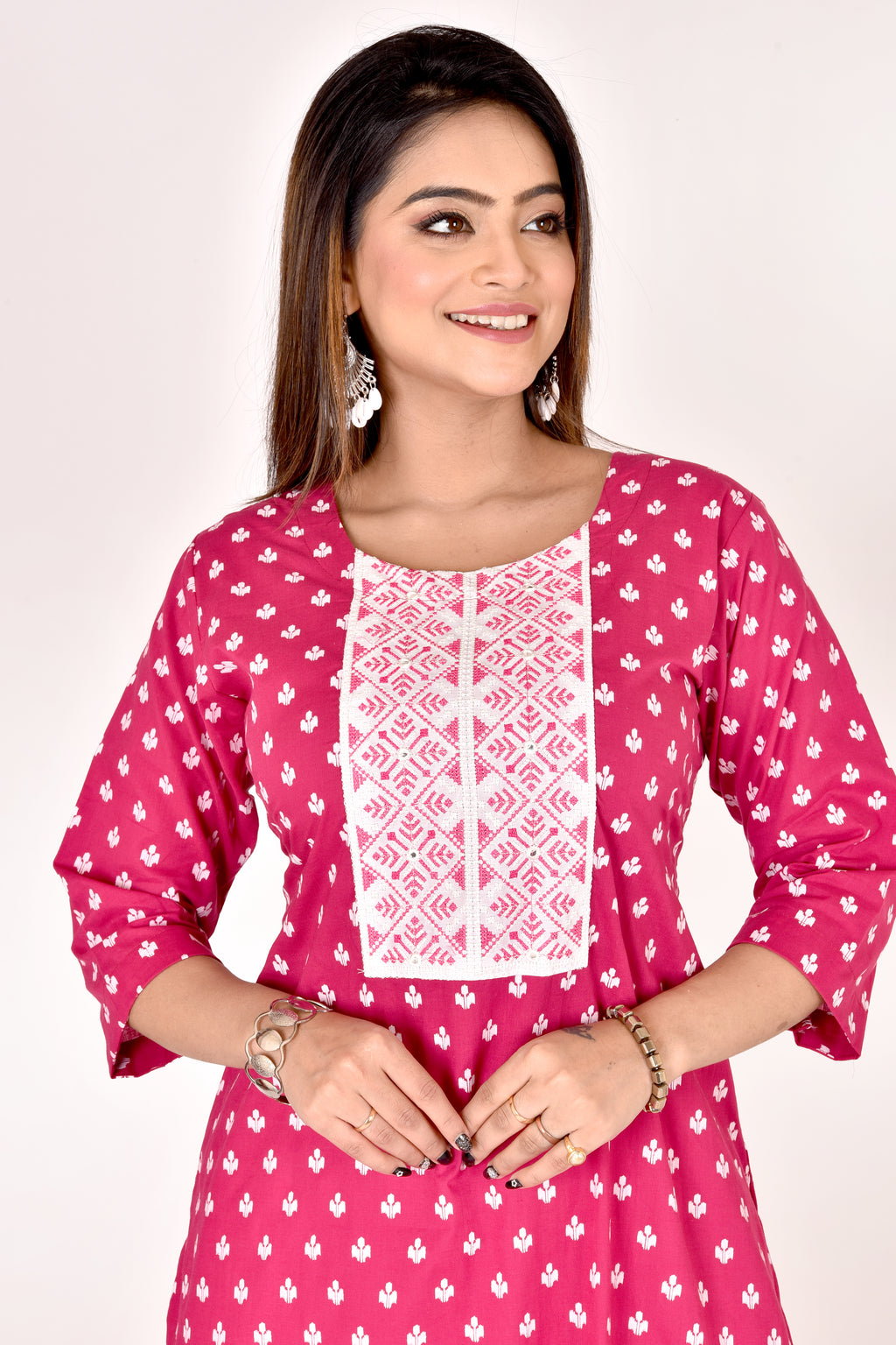 Magenta Pink Floral Embroidered Straight Kurta