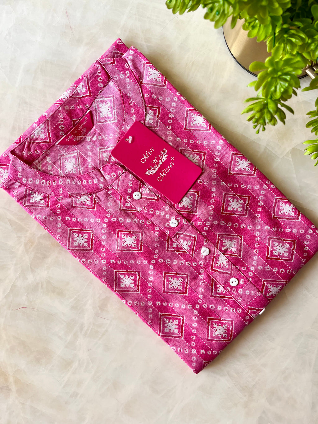 Pink Geometric Threadwork Straight Kurta