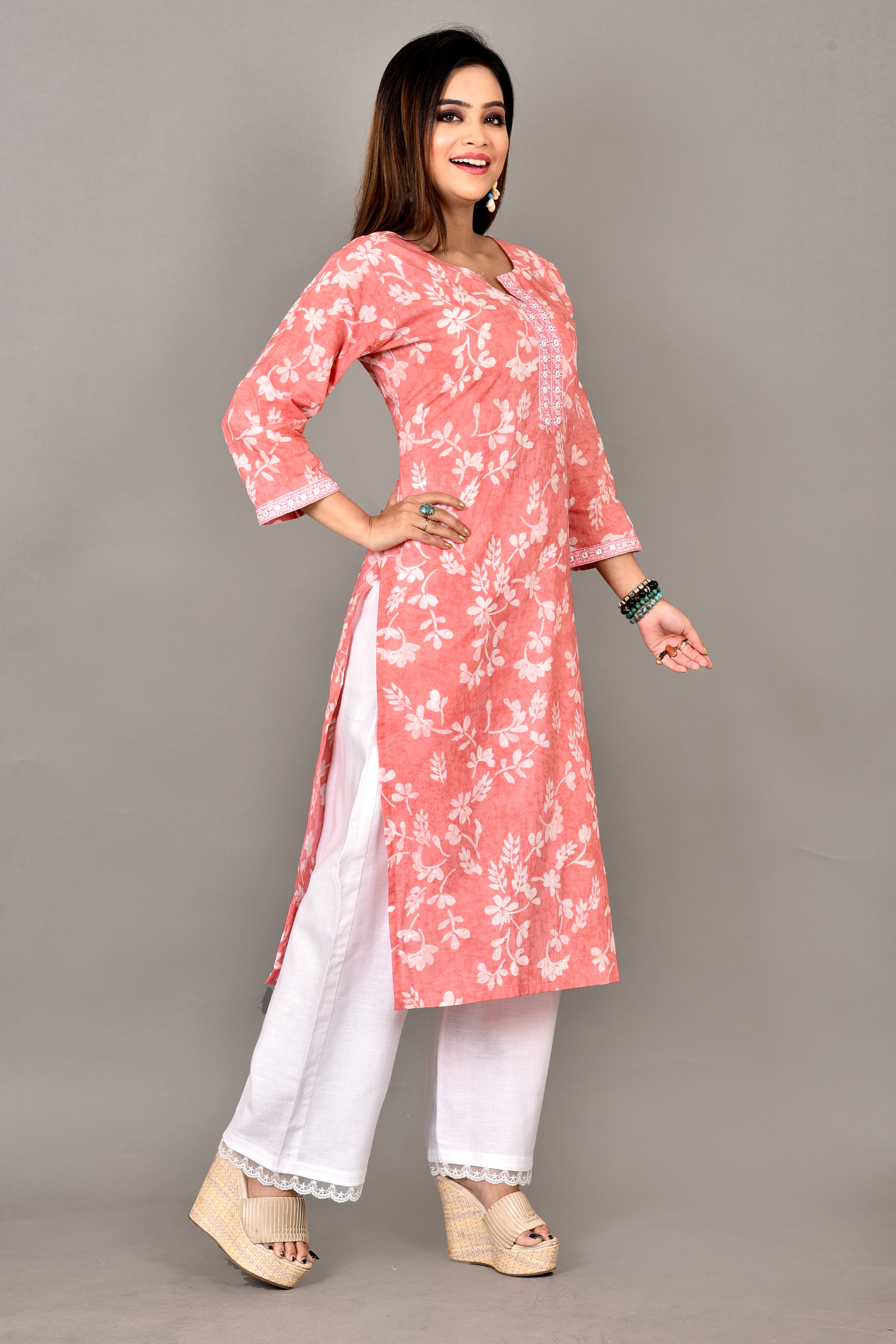 Peach Floral Embroidered Straight Kurta