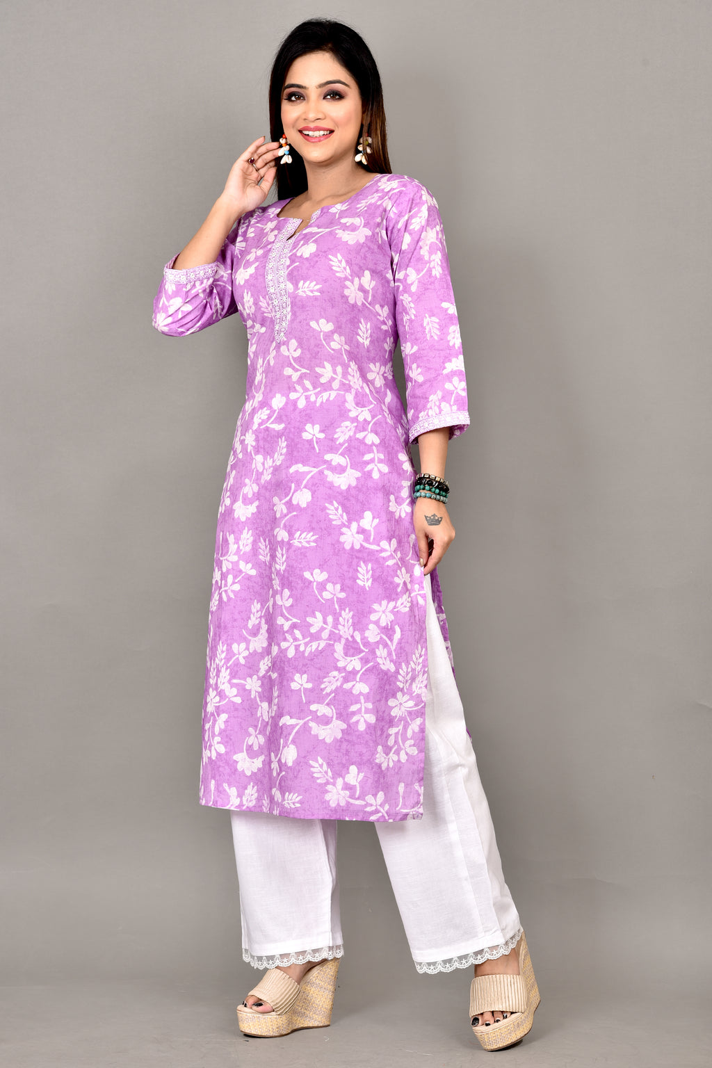 Lavender Floral Embroidered Straight Kurta