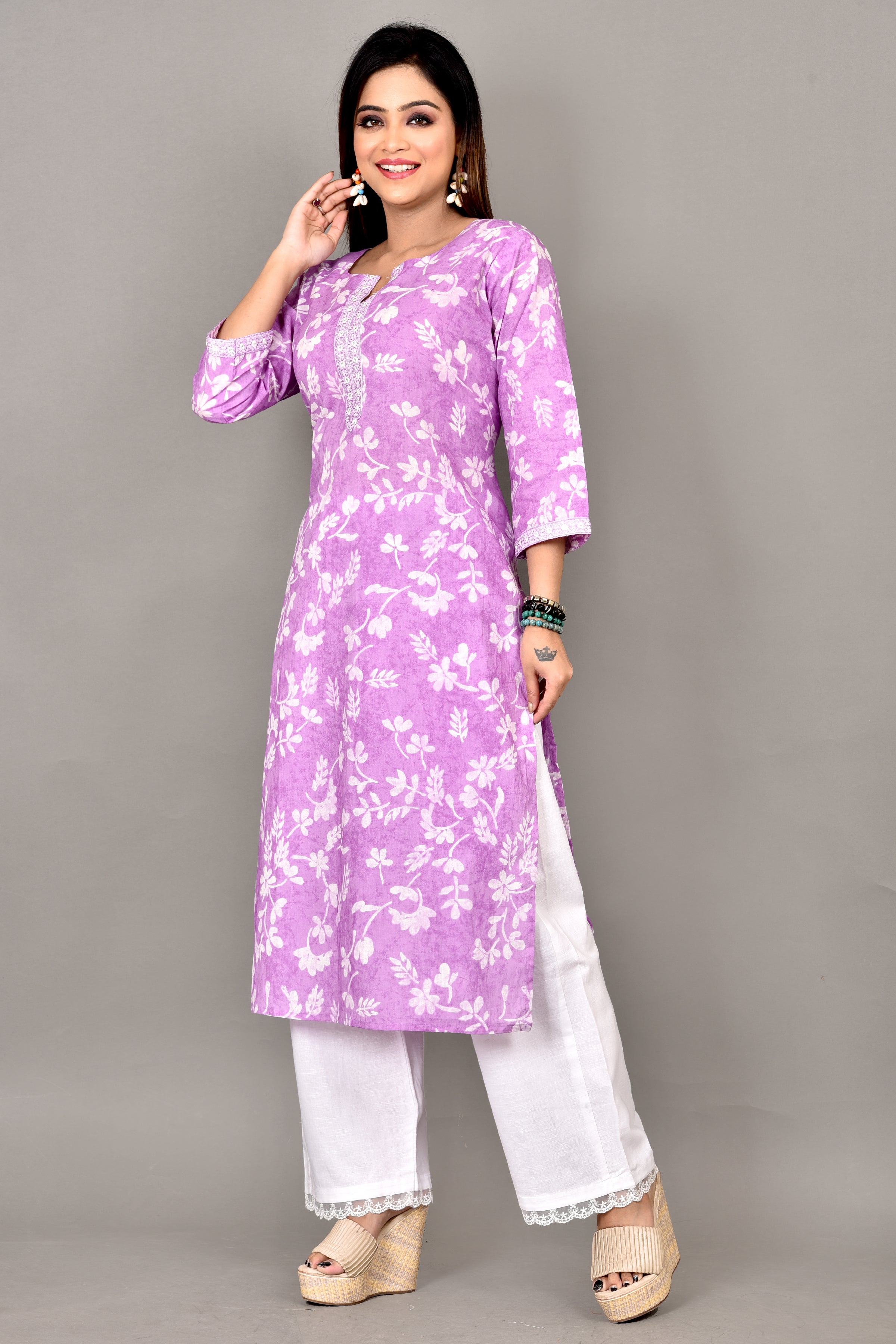 Lavender Floral Embroidered Straight Kurta