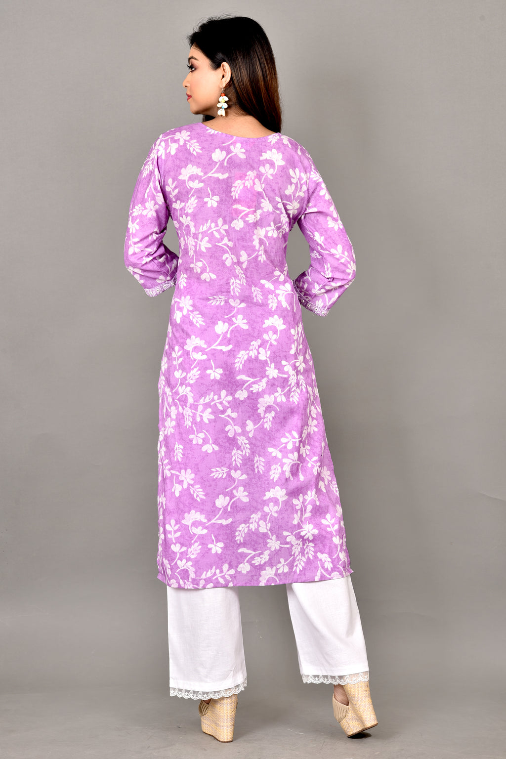 Lavender Floral Embroidered Straight Kurta