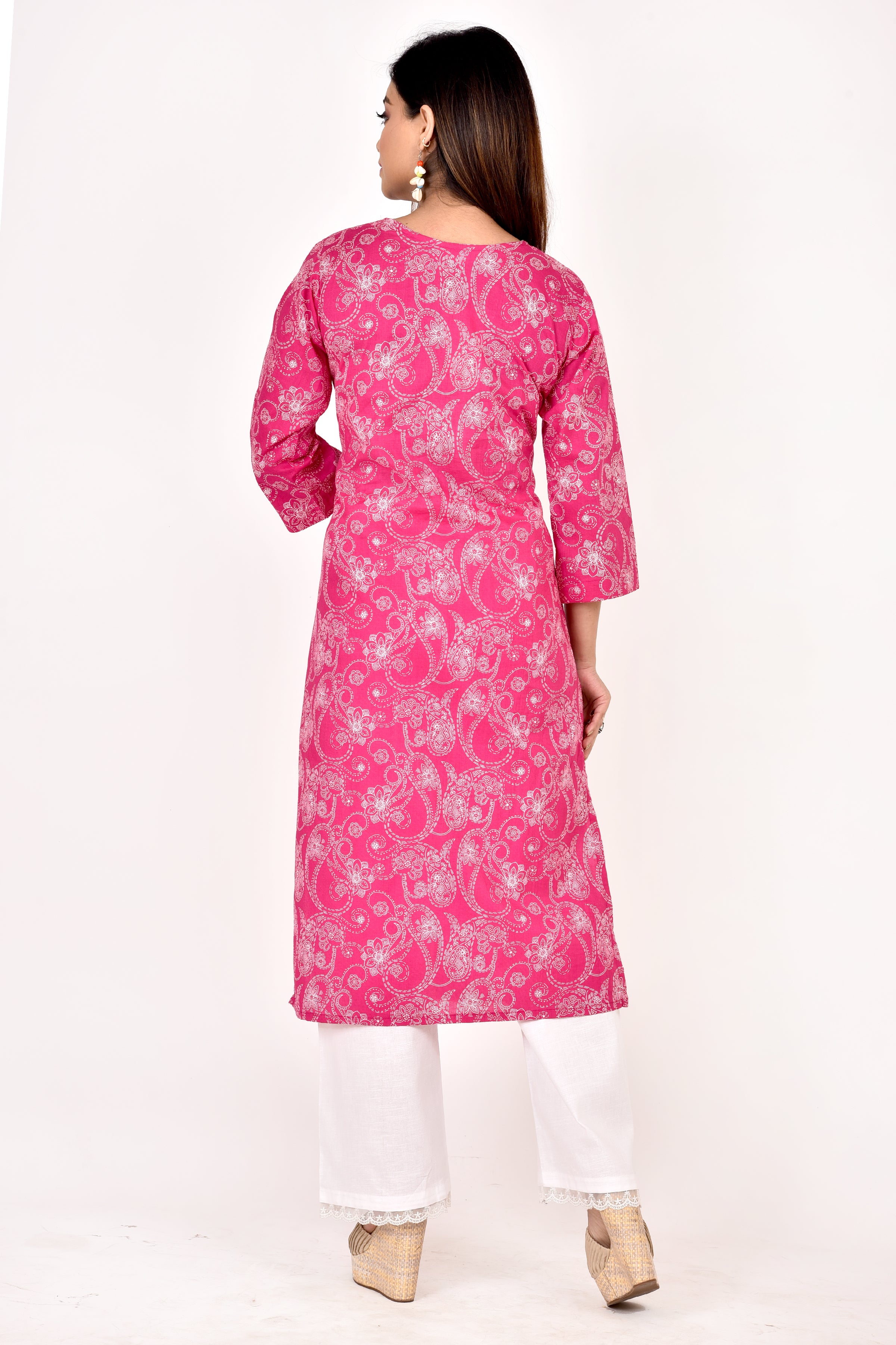 Magenta Pink Paisley  Print Straight Kurta