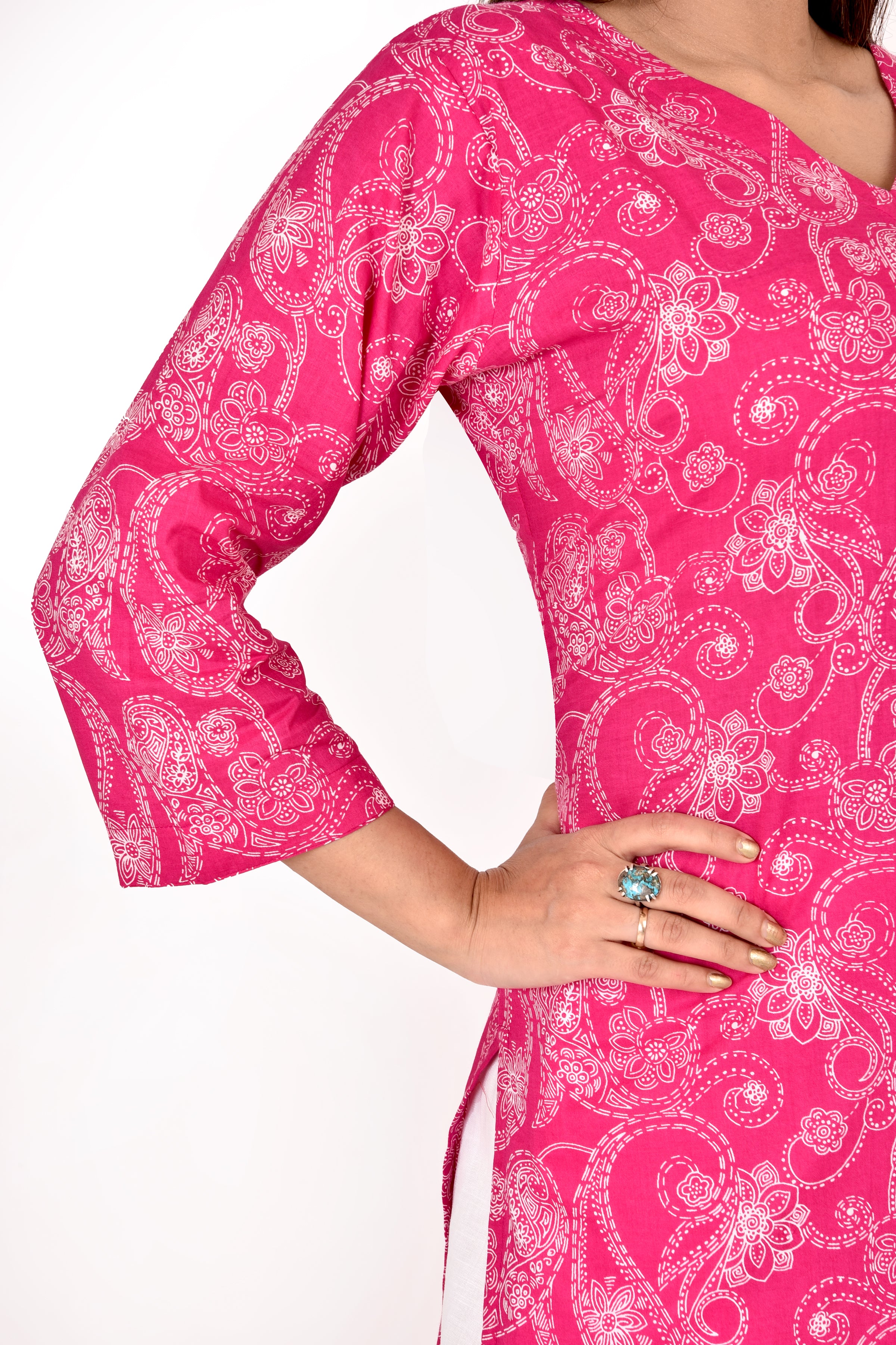Magenta Pink Paisley  Print Straight Kurta