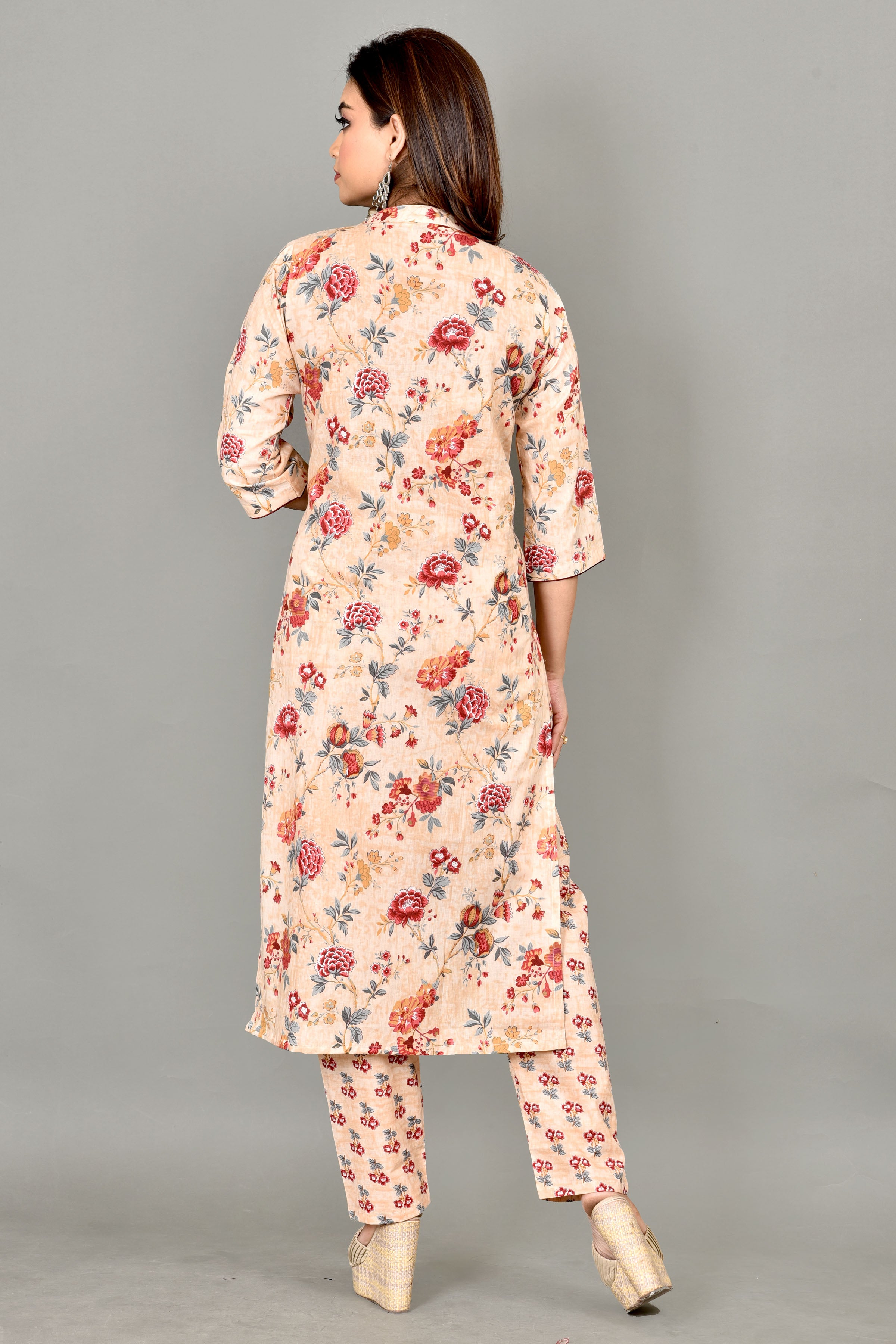 Peach Floral Print Kurta With Pant
