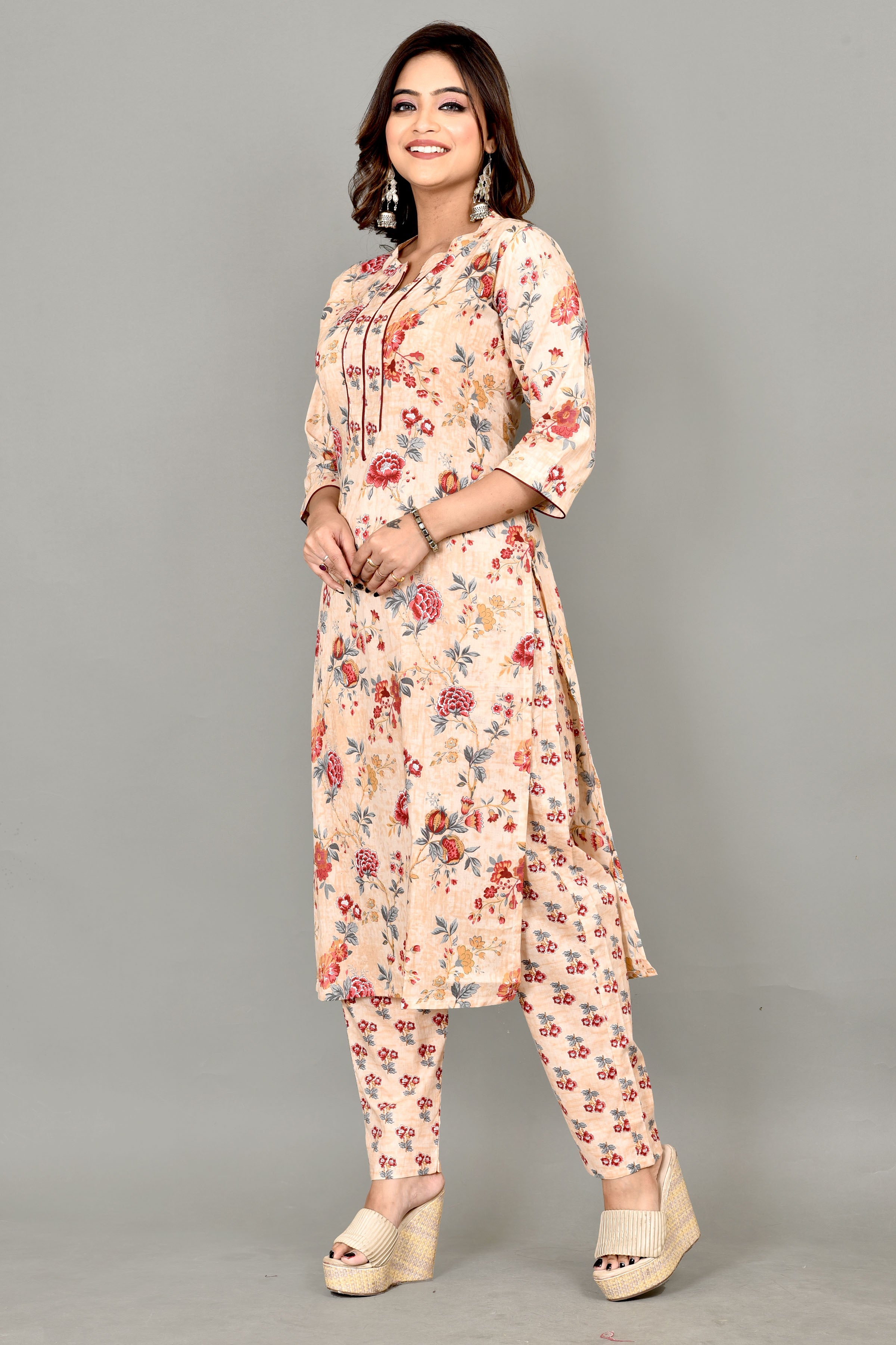 Peach Floral Print Kurta With Pant