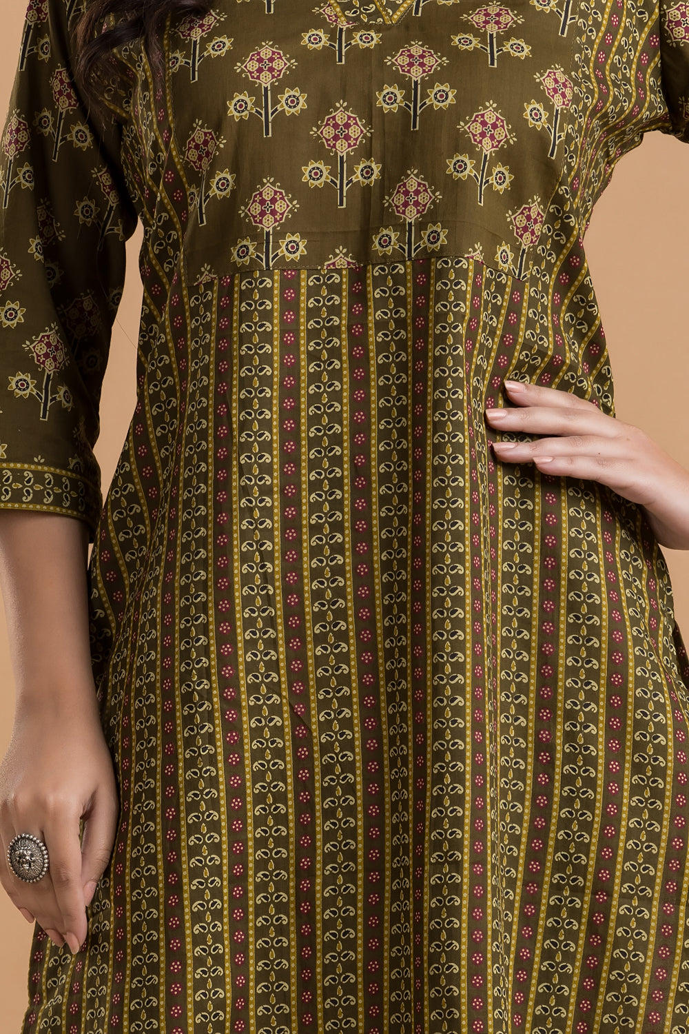 Olive Green Striped Print Kurta