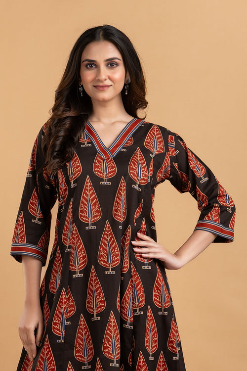 Black & Red Leaf Print A-Line Kurta