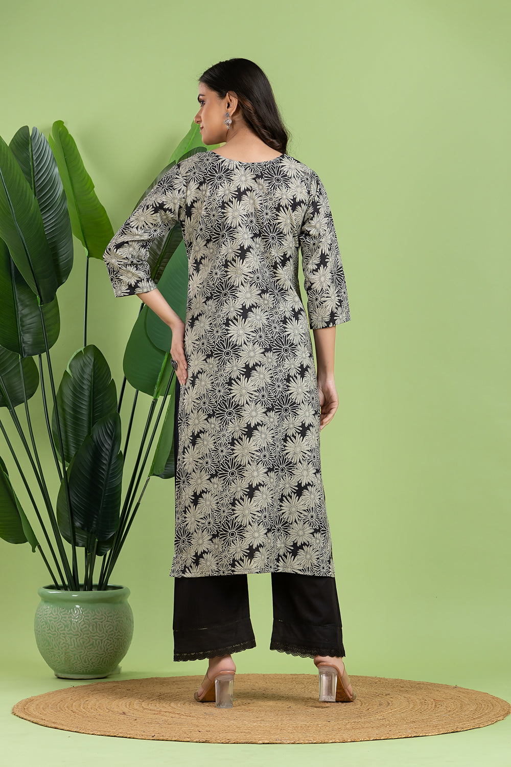 Black & Grey Dahlia Print Kurta