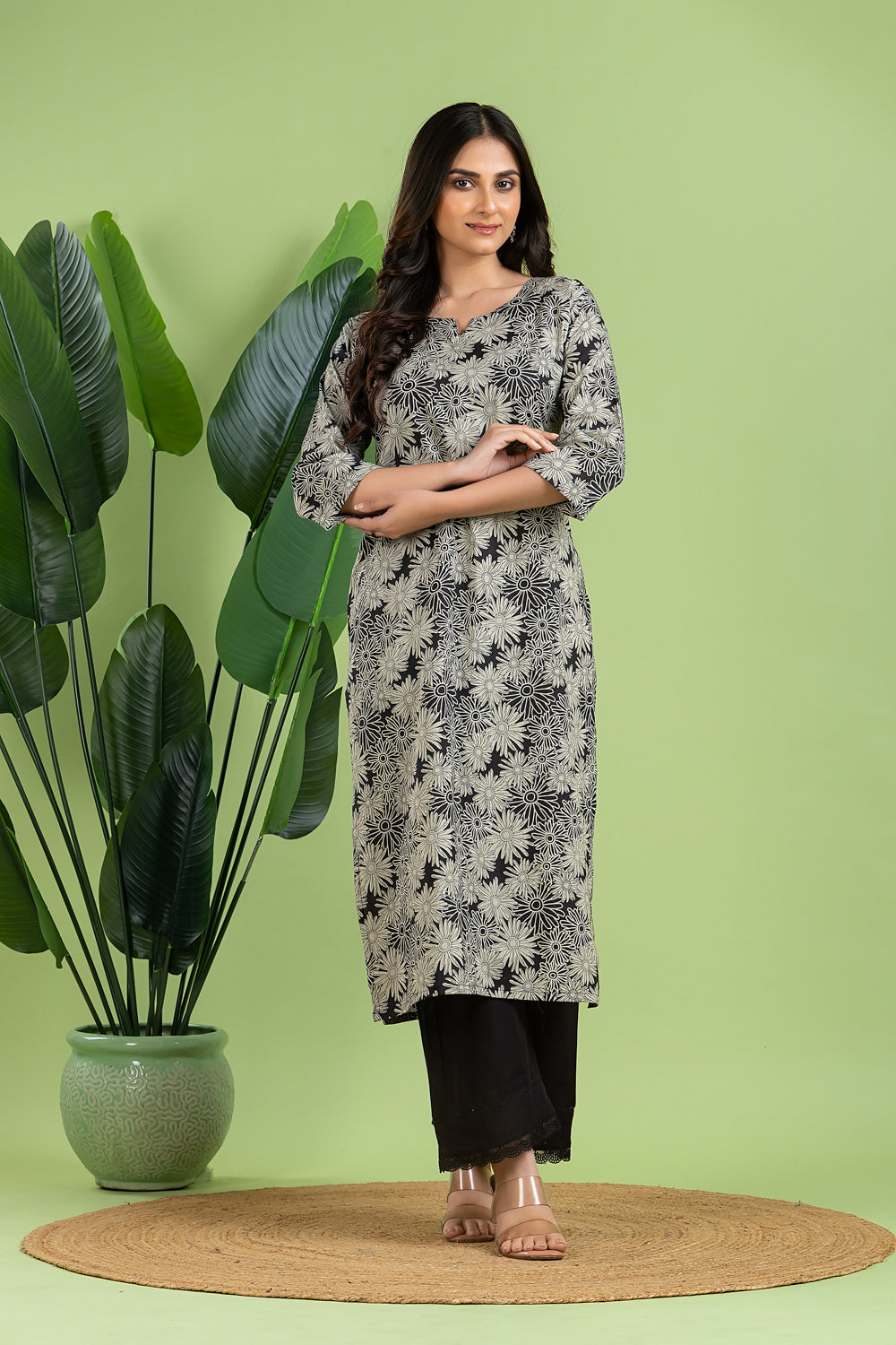 Black & Grey Dahlia Print Kurta