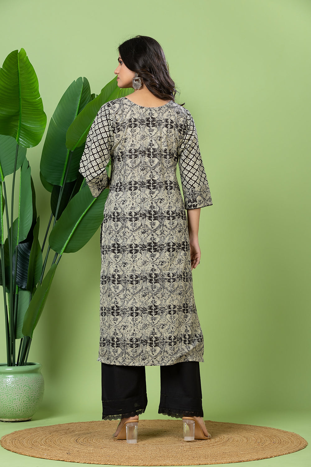 Grey Black Abstract Floral Print Kurta